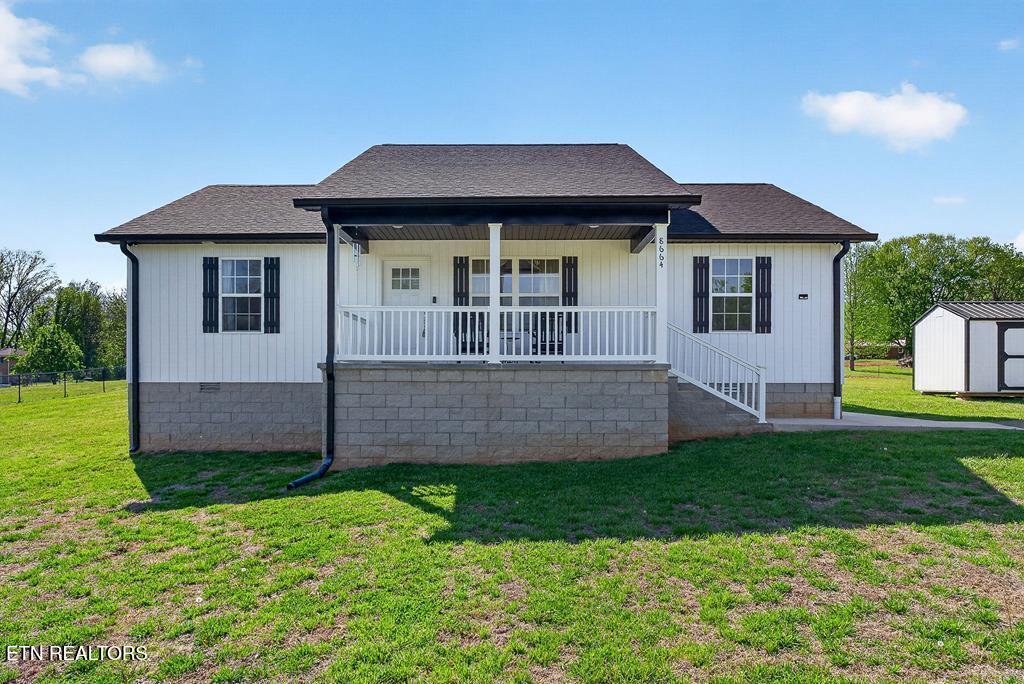 8664 Old Kentucky Road Sparta TN 38583