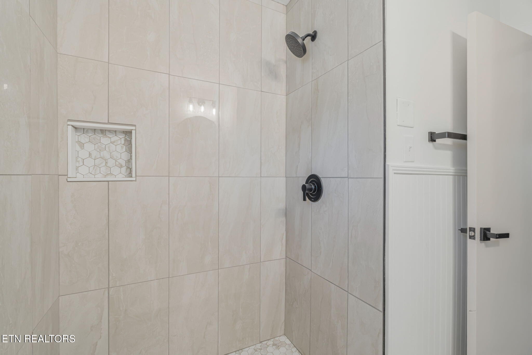5317 Rowan Road Knoxville TN 37912