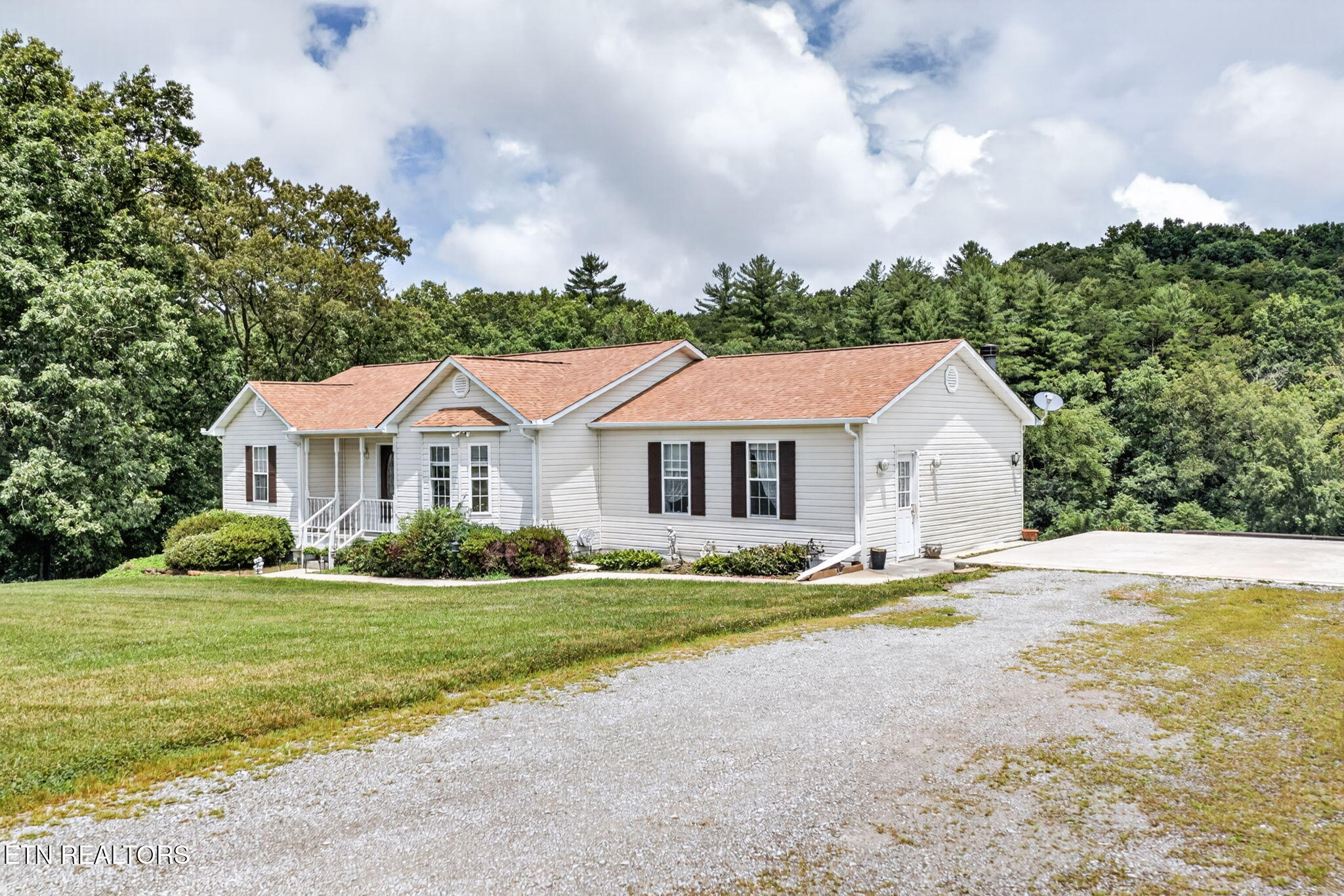 3099 Highway 68 Crossville TN 38555