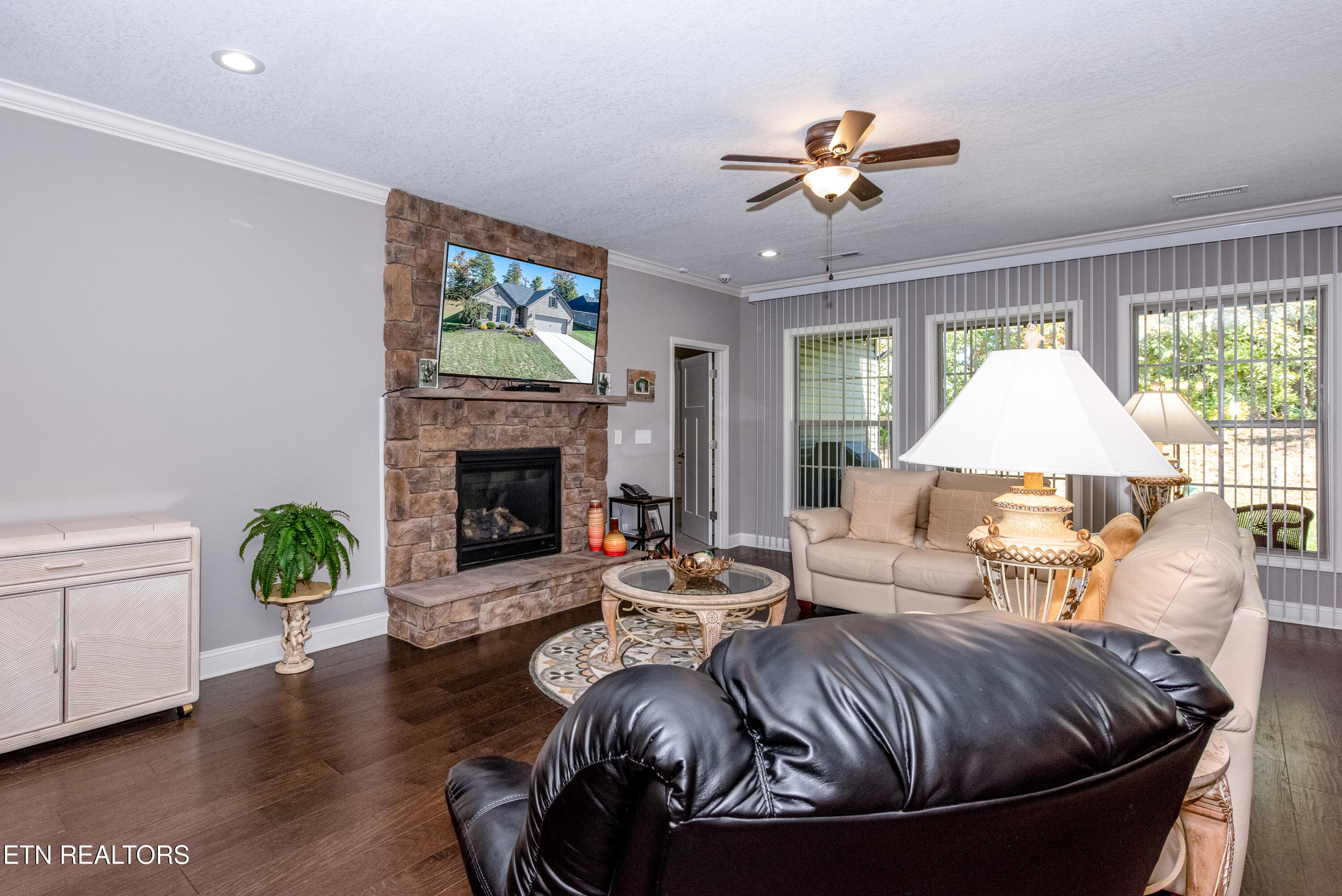 816 Copperwood Lane Maryville TN 37801