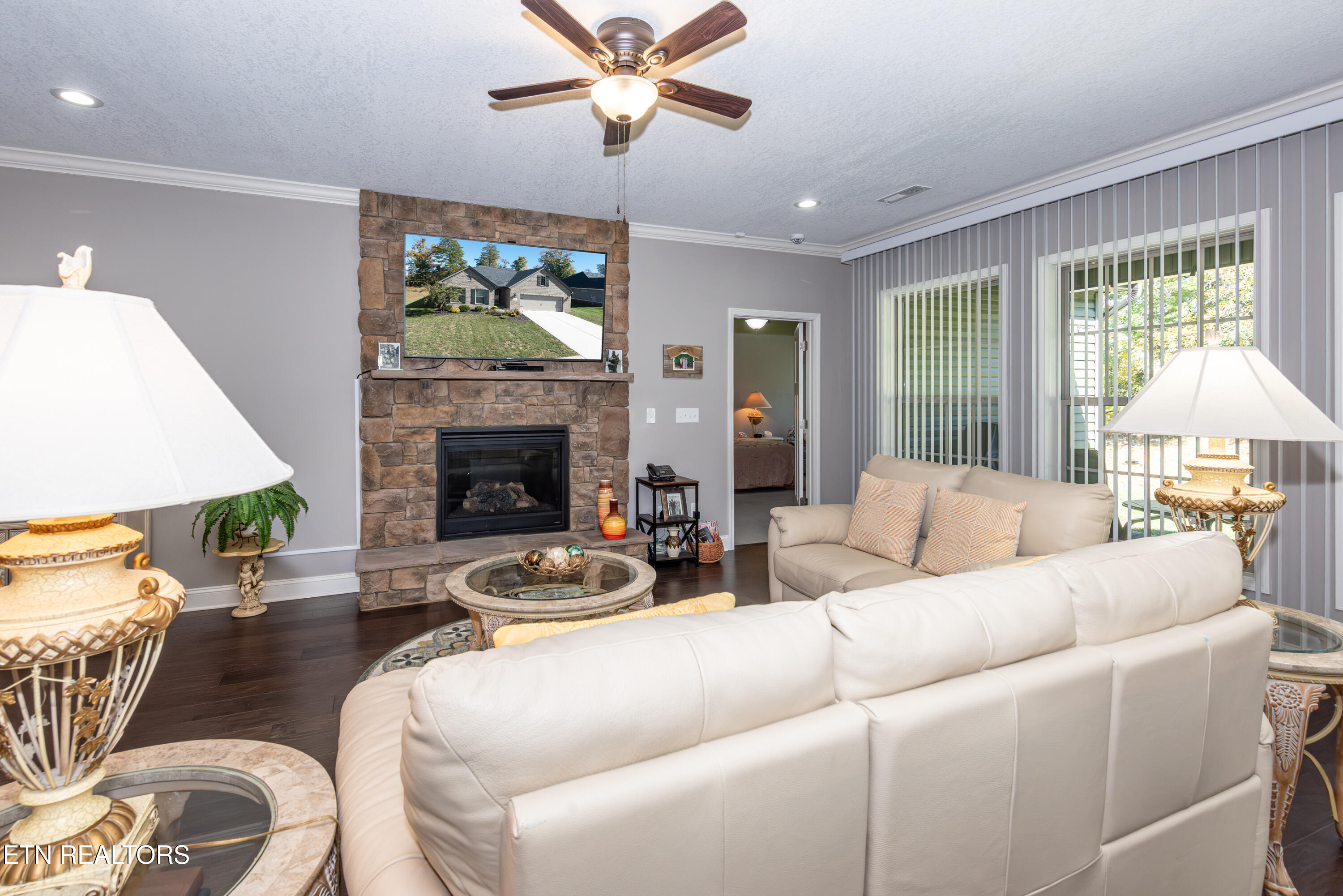 816 Copperwood Lane Maryville TN 37801