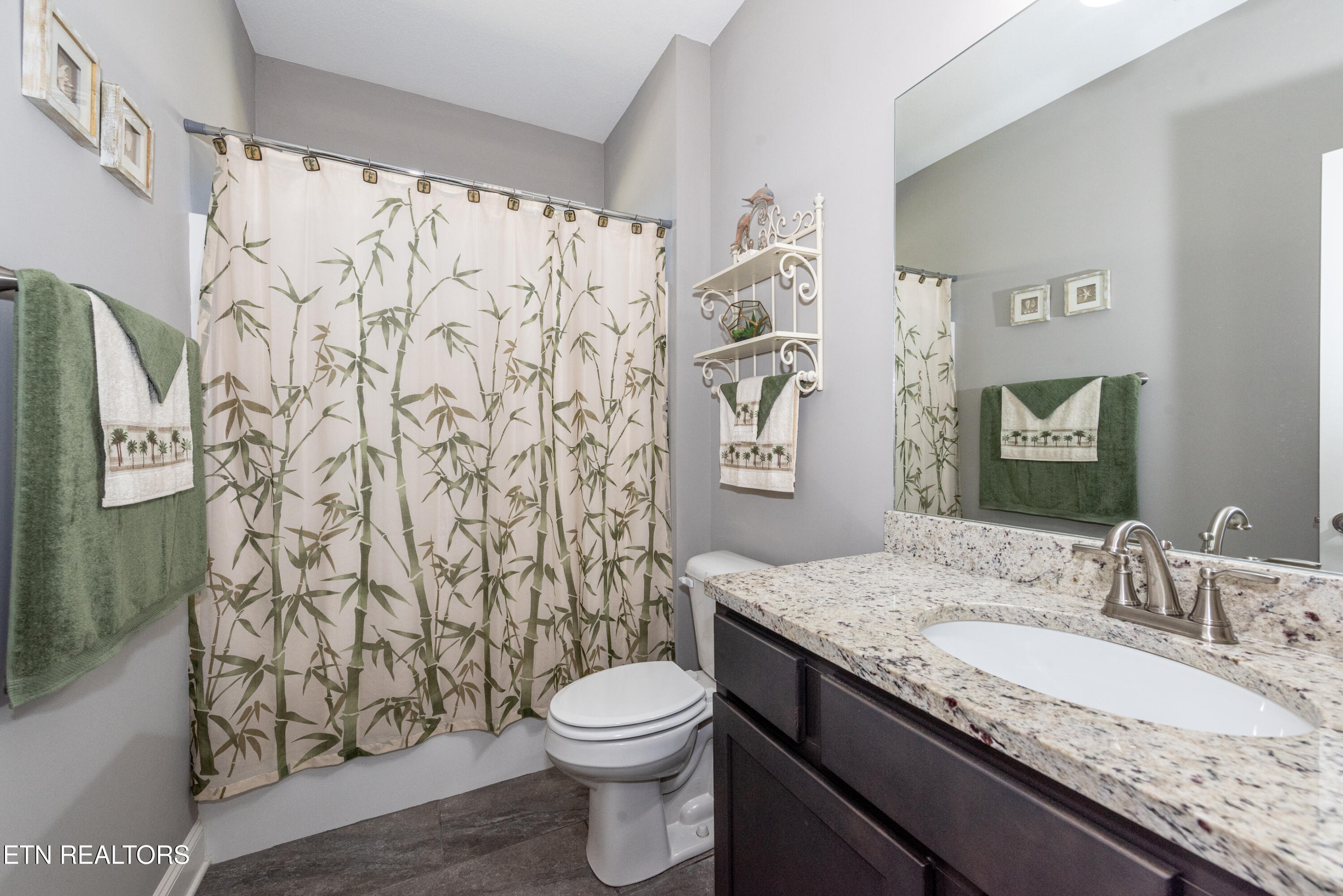 816 Copperwood Lane Maryville TN 37801