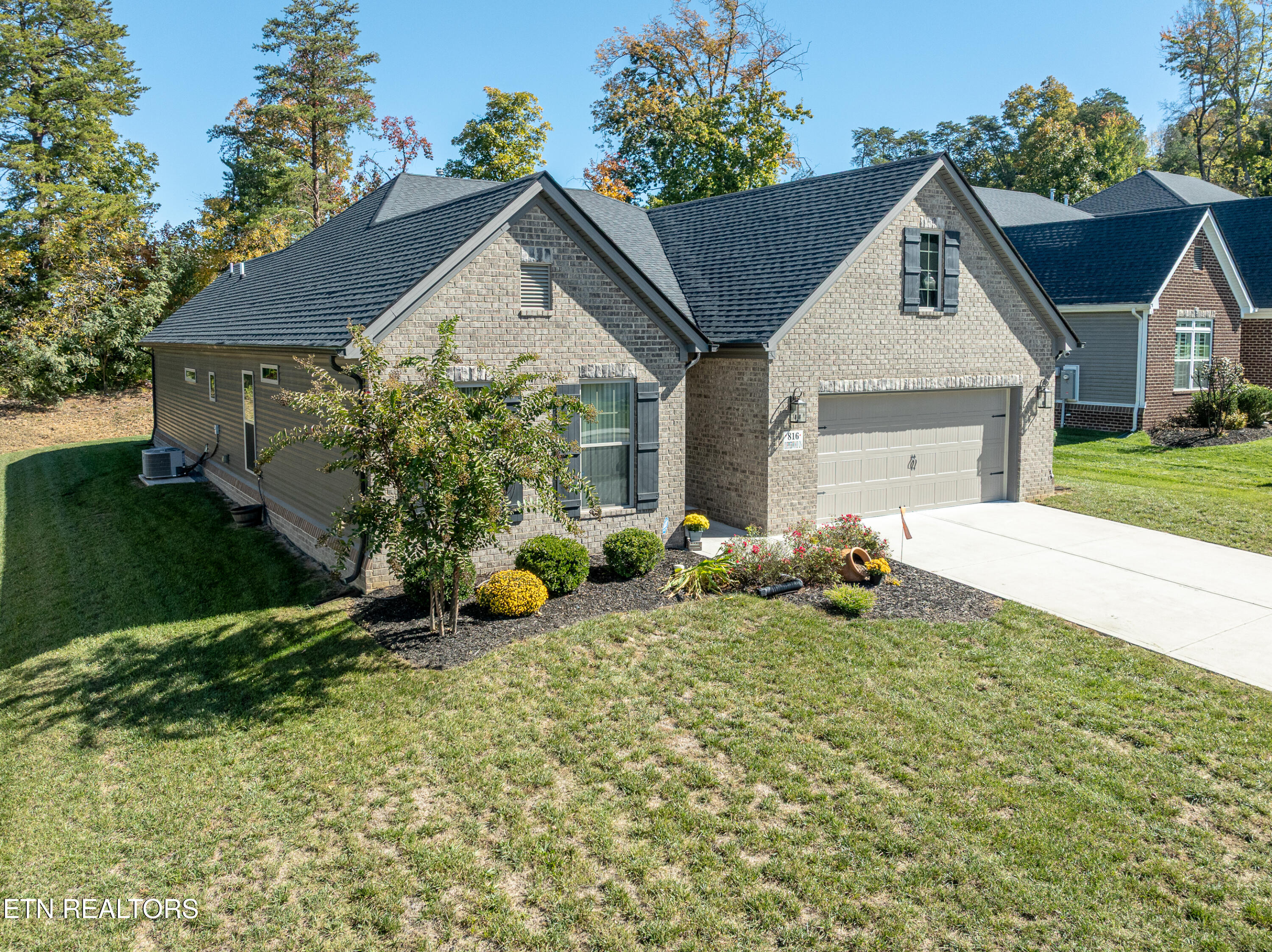 816 Copperwood Lane Maryville TN 37801