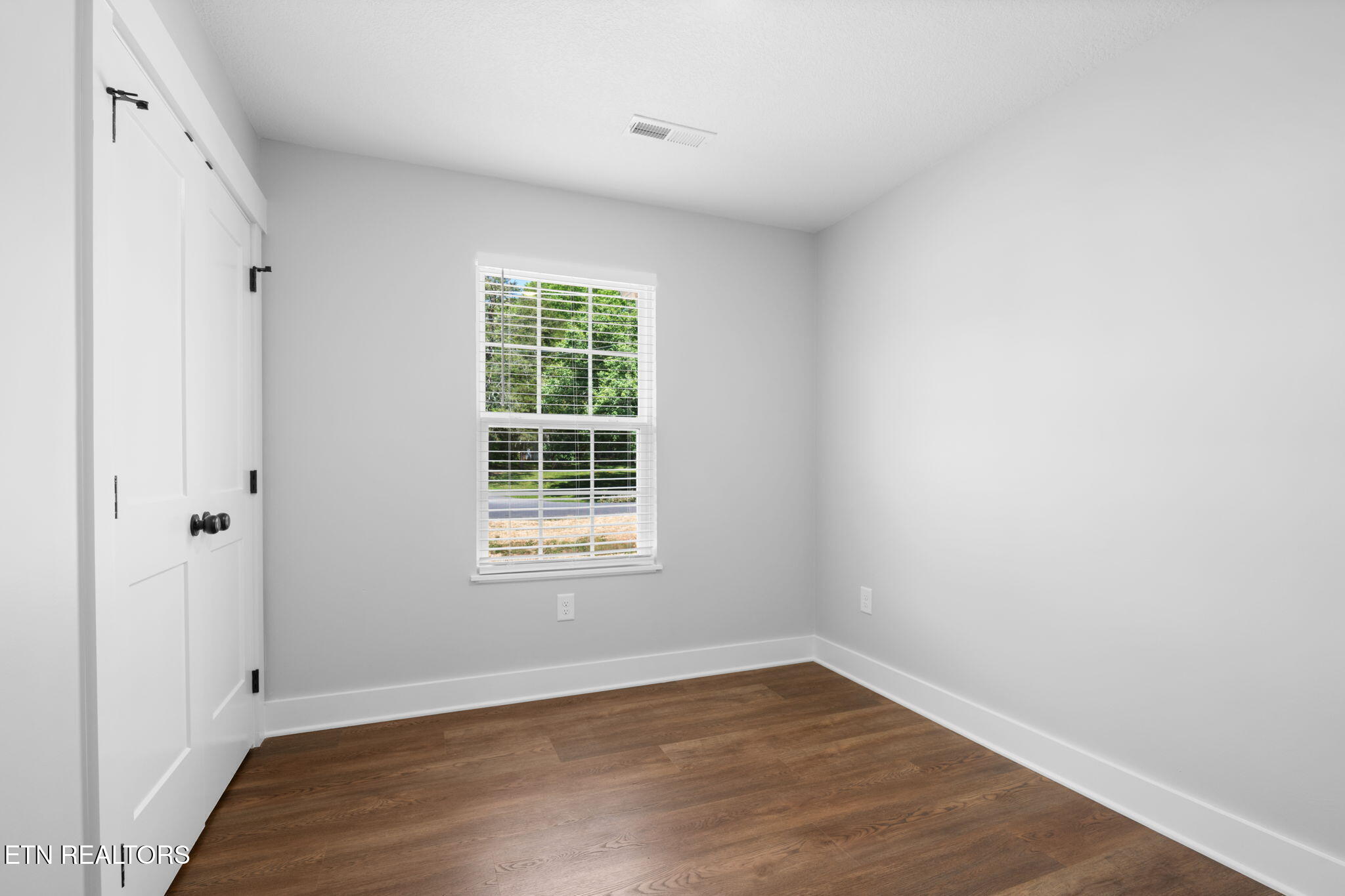 212 Doe Run Boulevard Clinton TN 37716