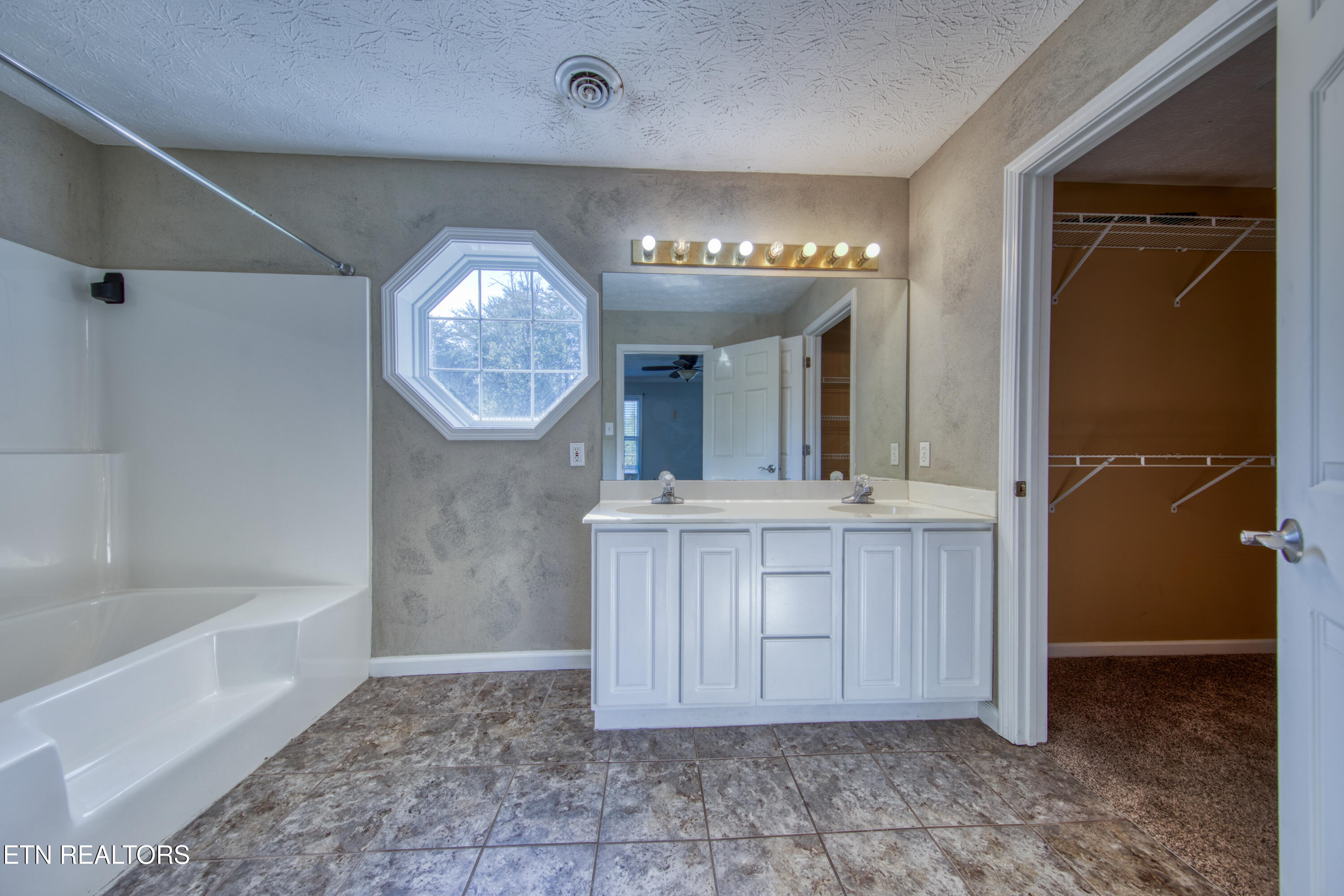 8710 Finchwood Lane Knoxville TN 37924