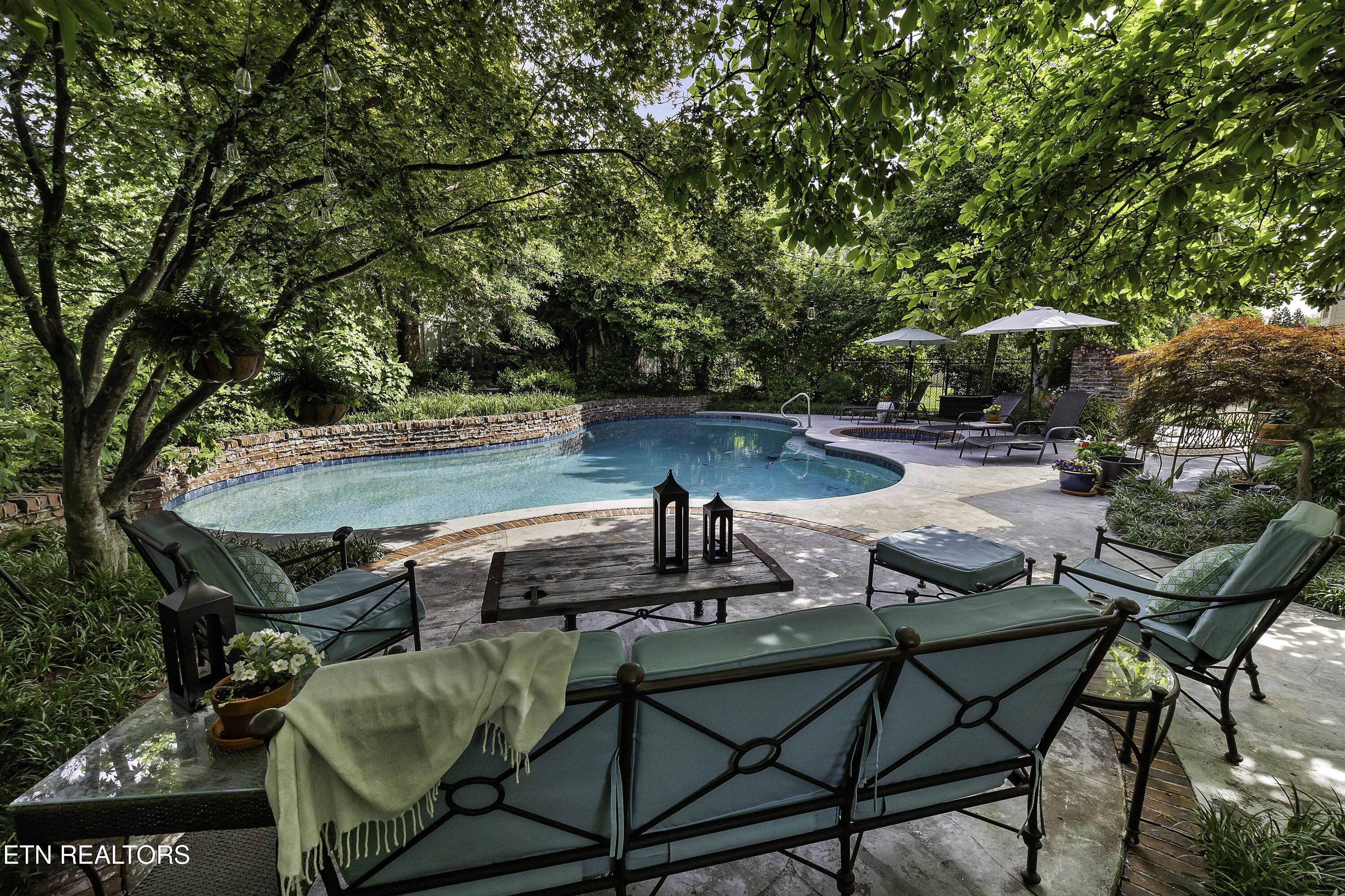 6933 Old Kent Drive Knoxville TN 37919