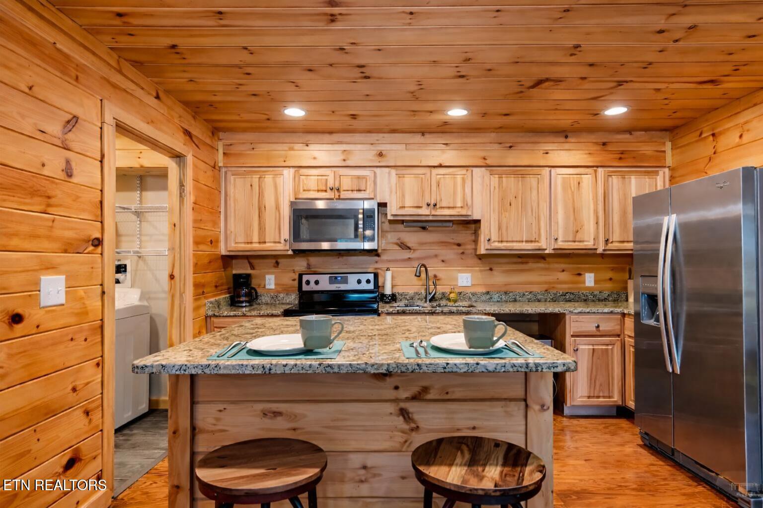 460 Sassafras Way Cosby TN 37722