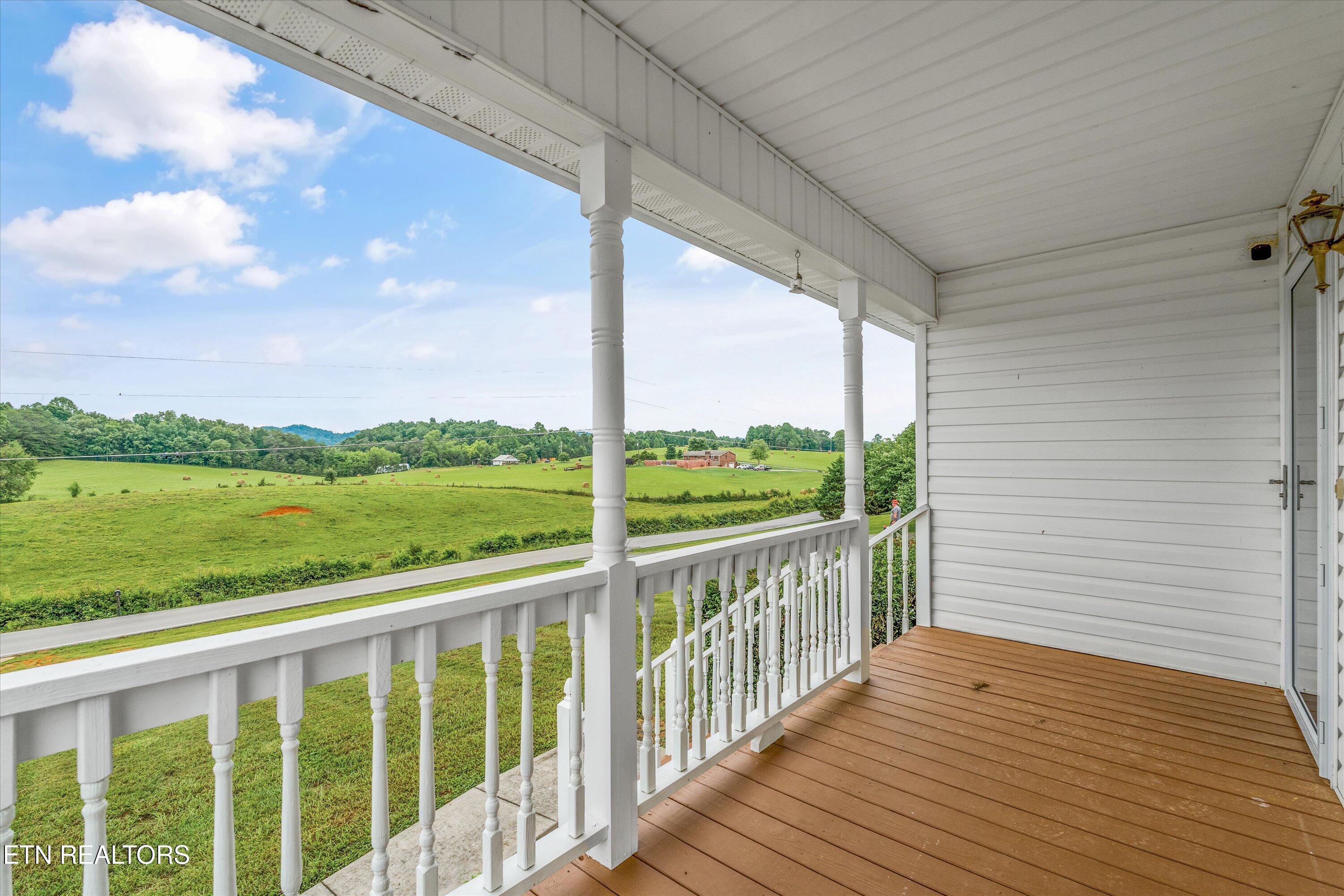 727 Old Store Road Madisonville TN 37354