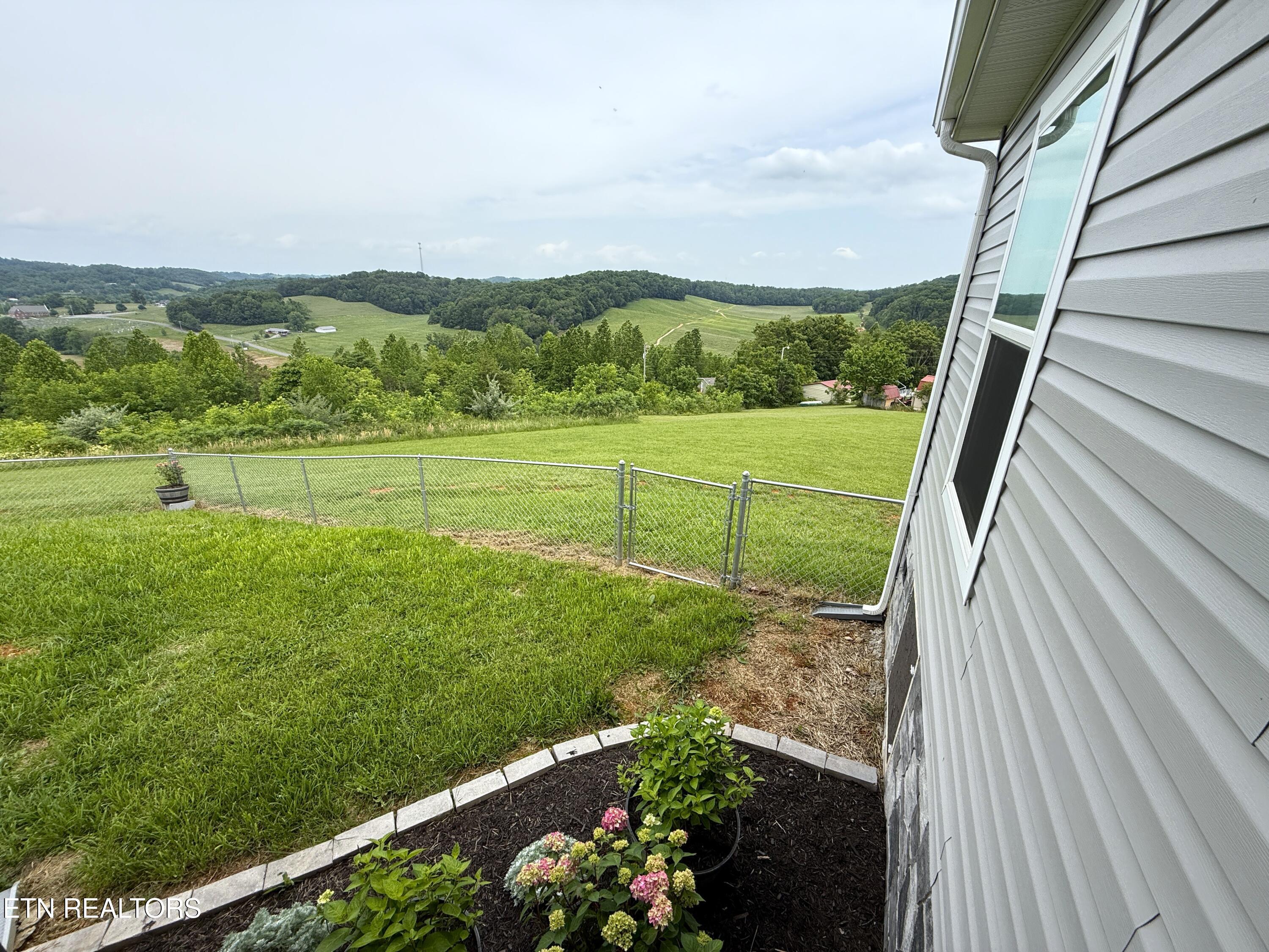 1066 Highland Meadows Way Parrottsville TN 37843