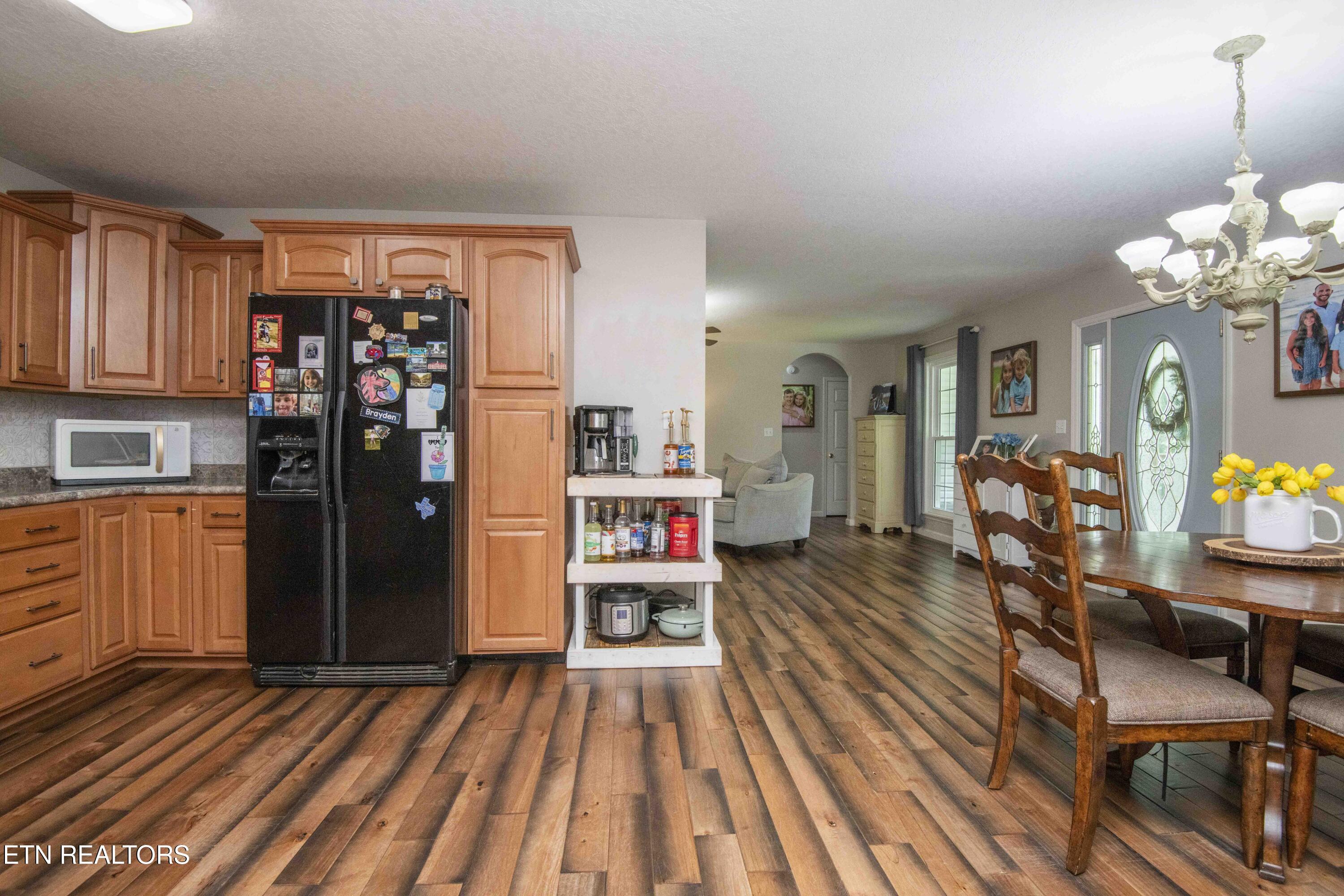 123 Southlake Drive Kingston TN 37763