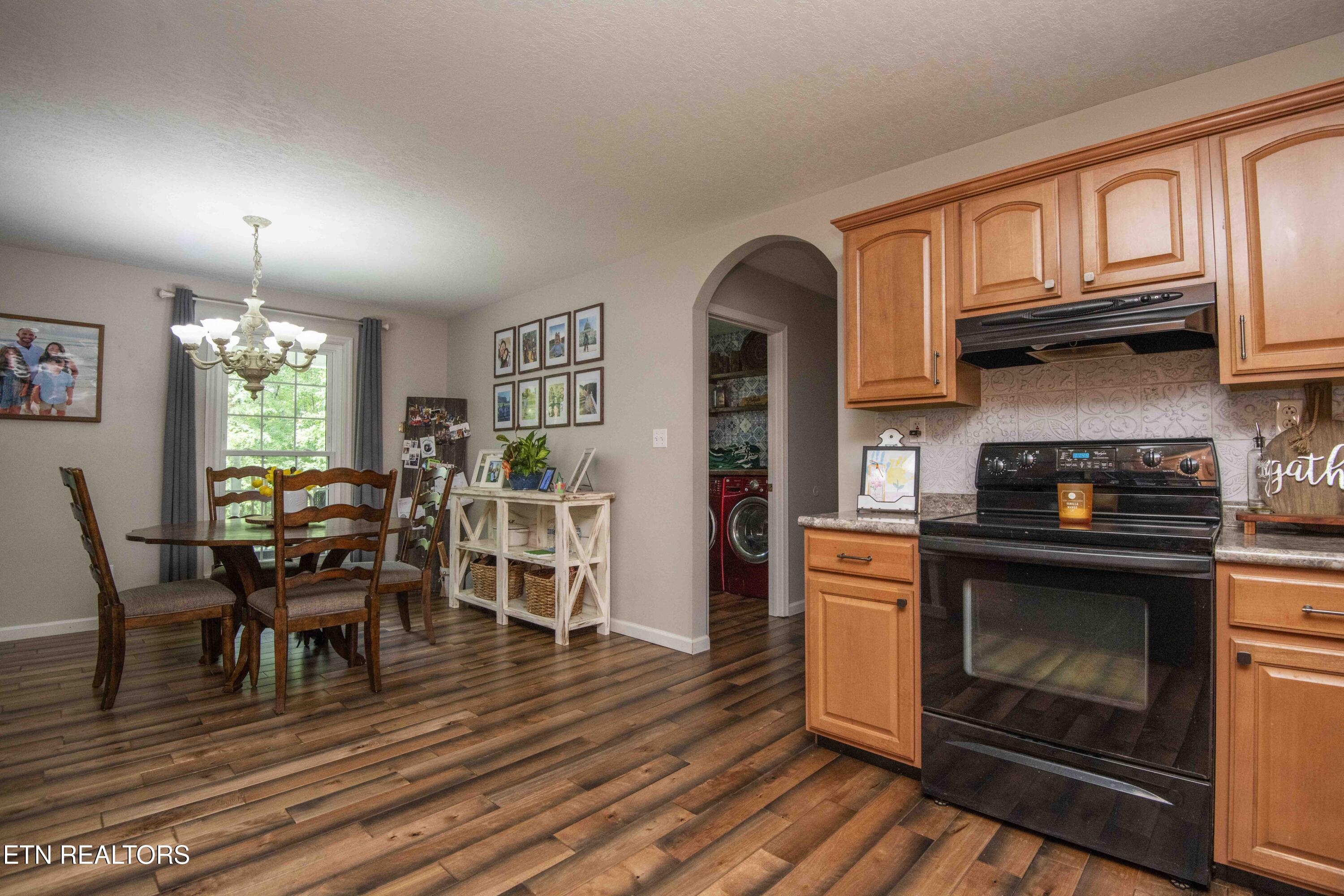 123 Southlake Drive Kingston TN 37763