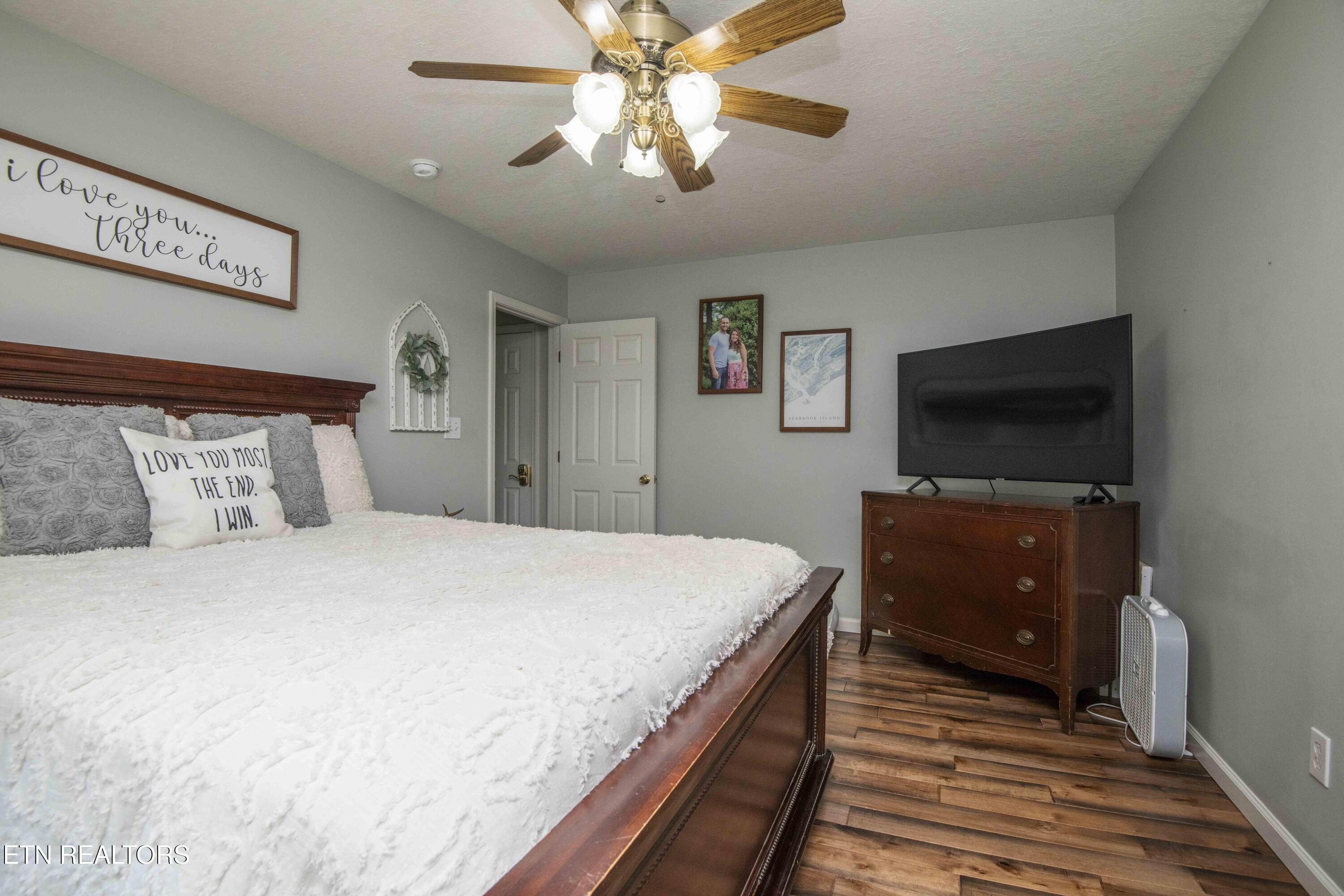 123 Southlake Drive Kingston TN 37763