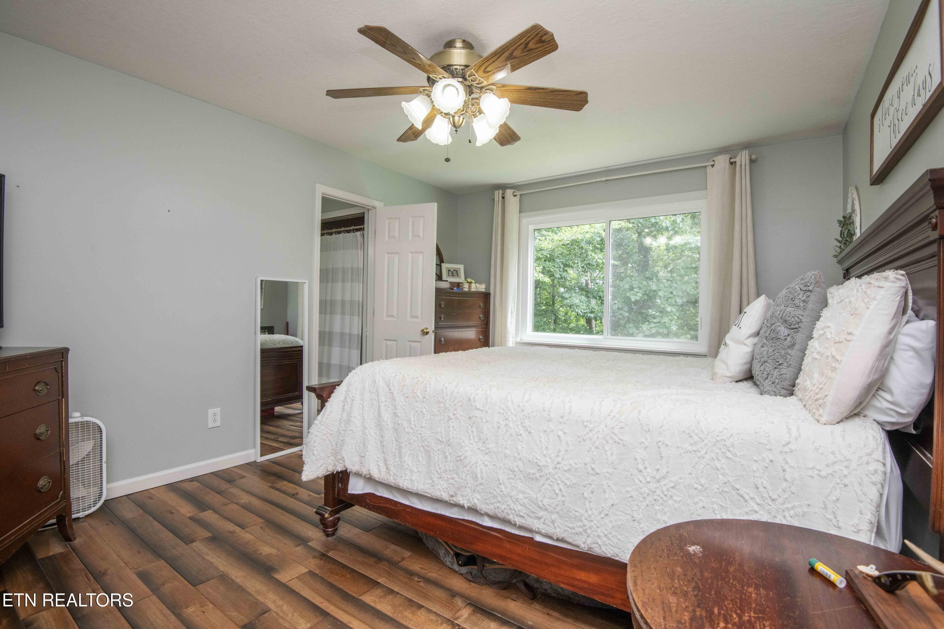 123 Southlake Drive Kingston TN 37763