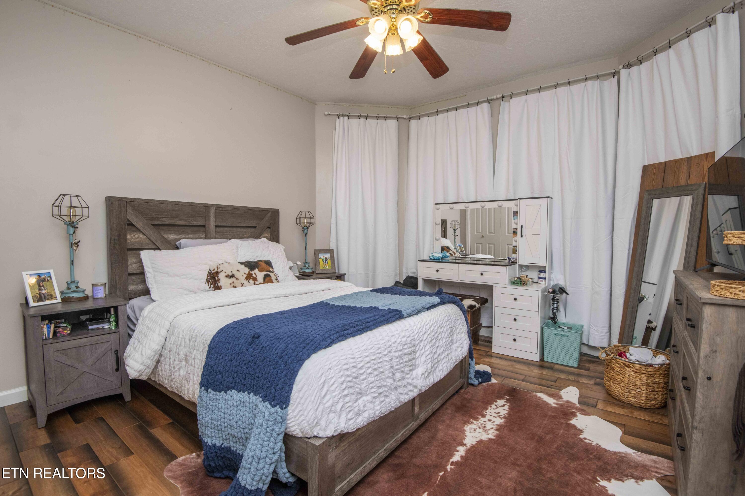 123 Southlake Drive Kingston TN 37763