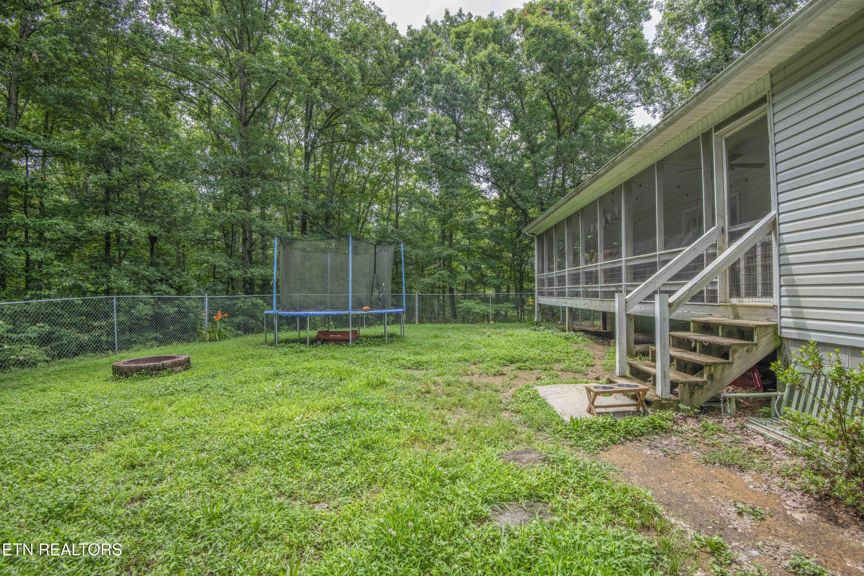 123 Southlake Drive Kingston TN 37763