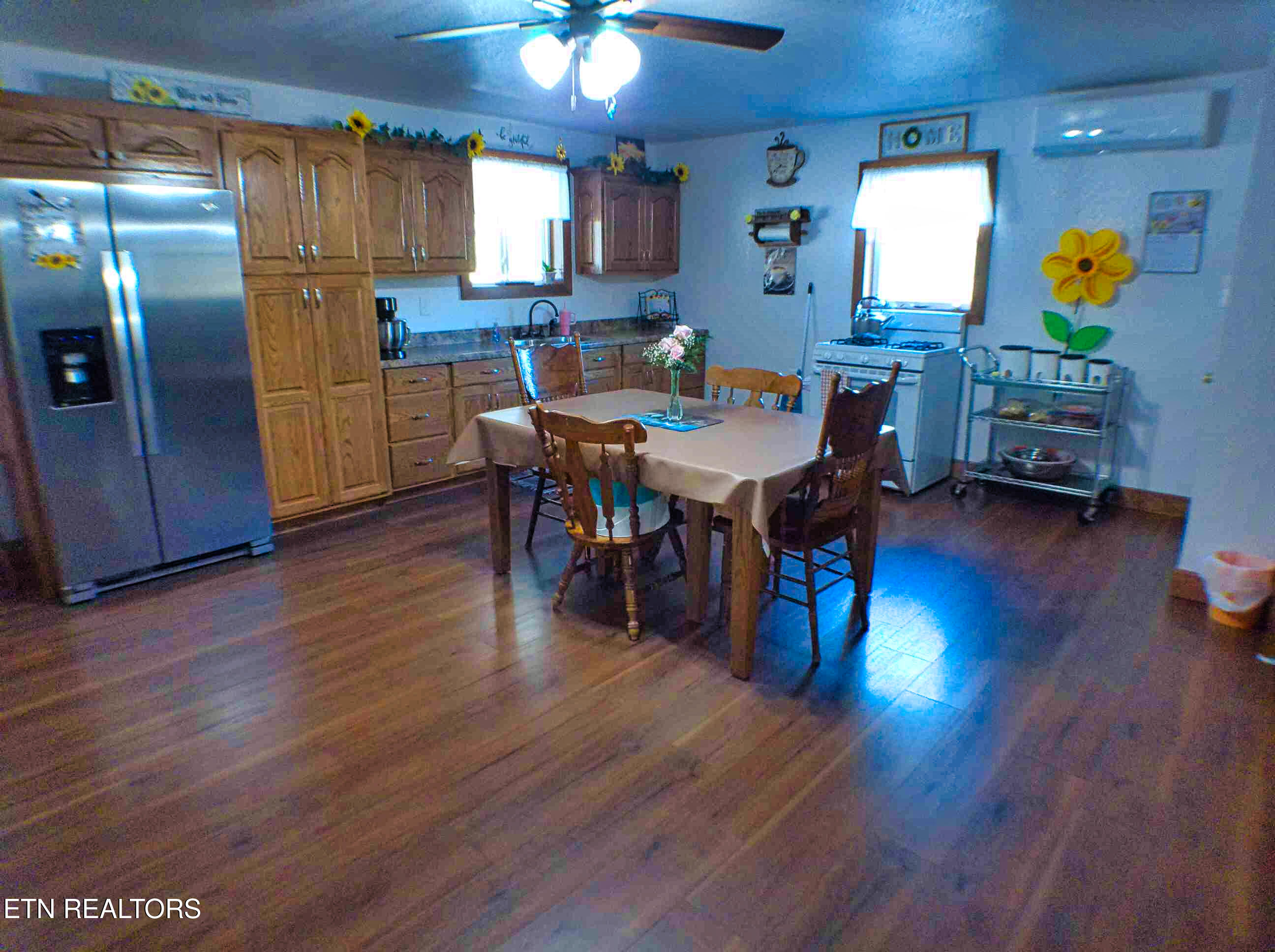 128 Knepp Road Deer Lodge TN 37726