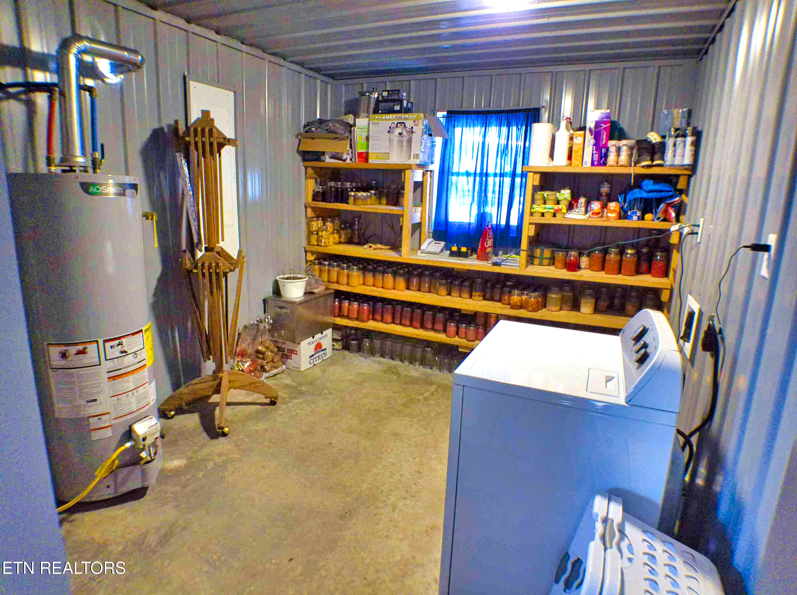 128 Knepp Road Deer Lodge TN 37726