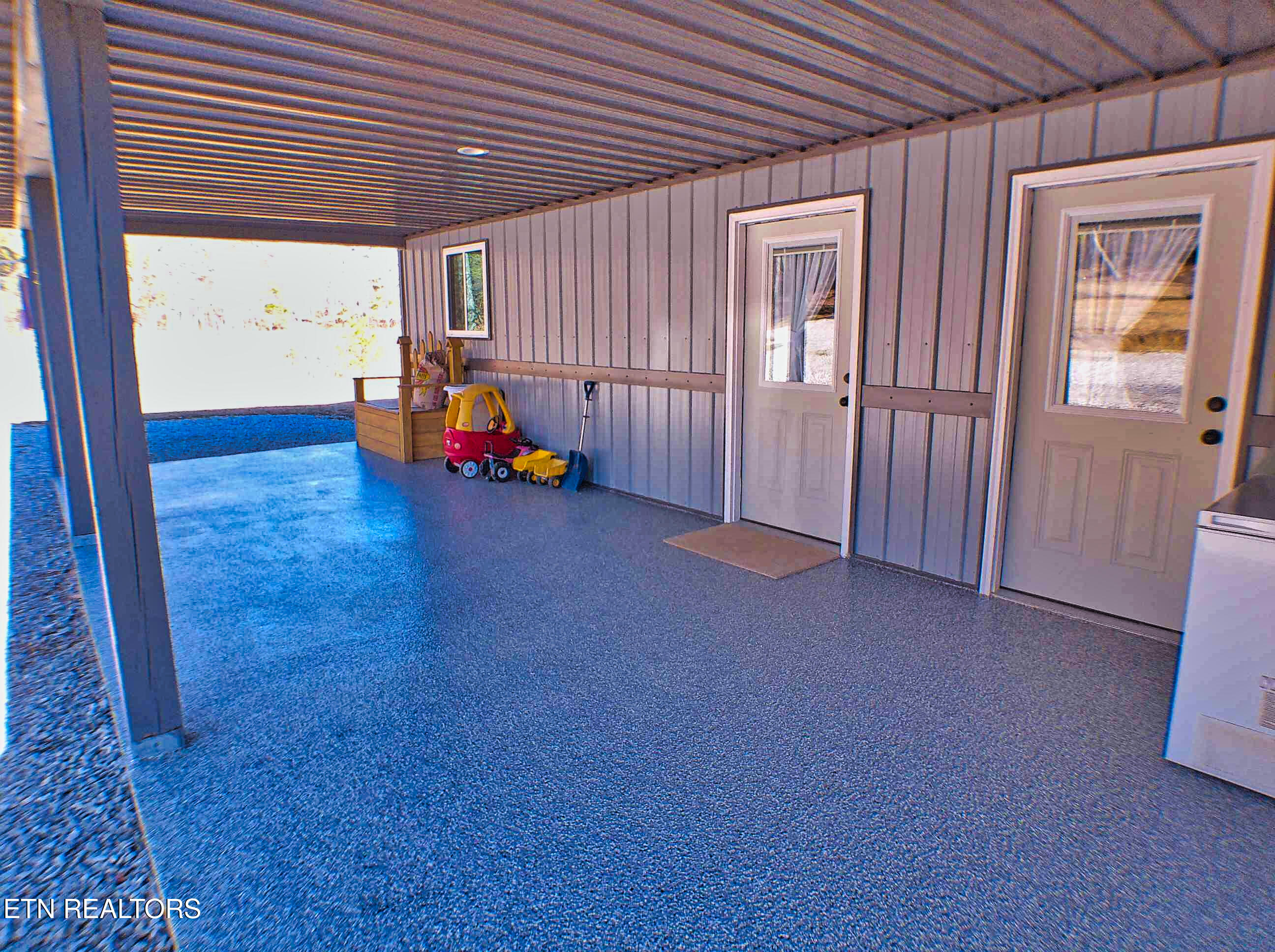 128 Knepp Road Deer Lodge TN 37726