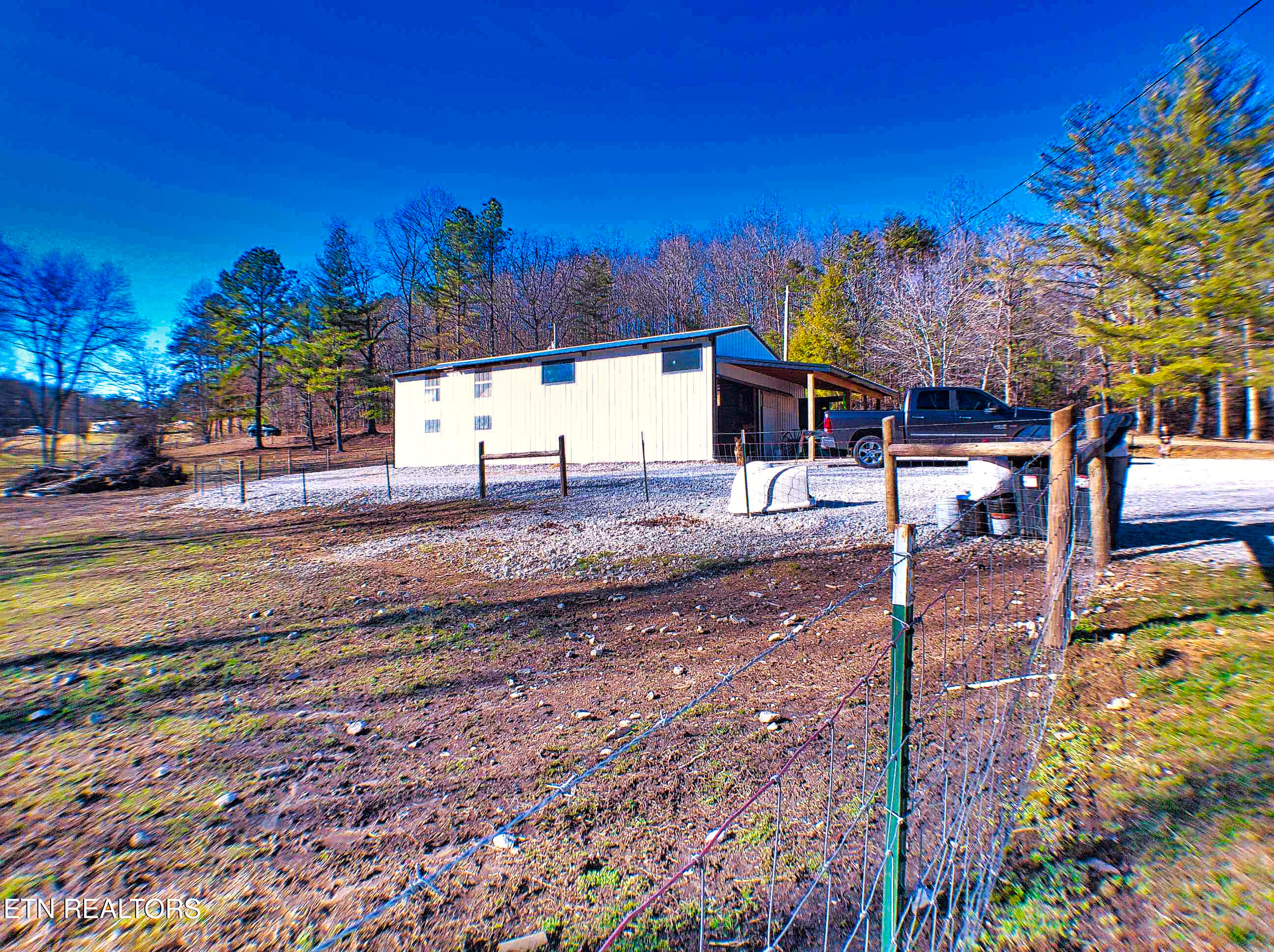 128 Knepp Road Deer Lodge TN 37726