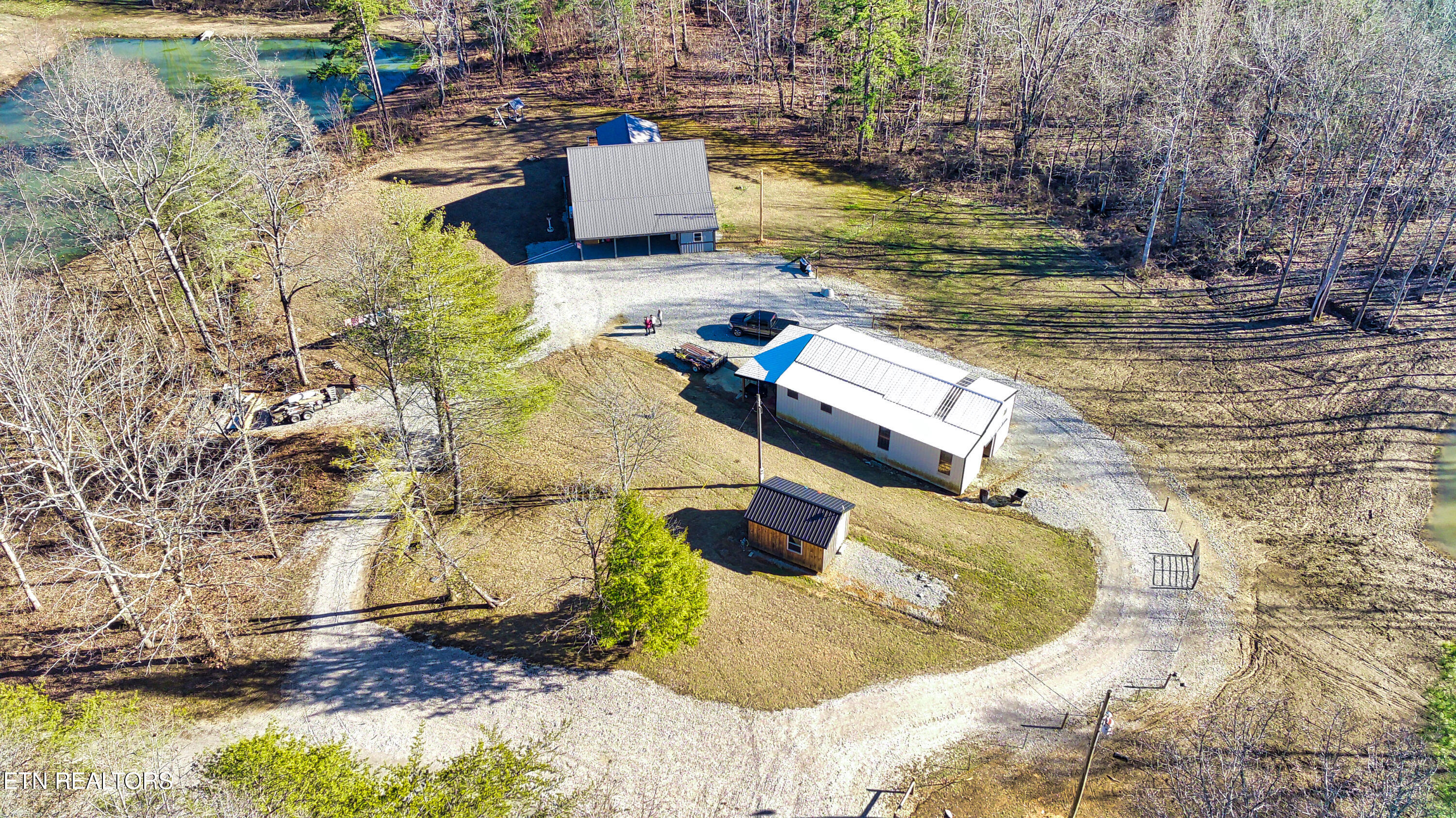 128 Knepp Road Deer Lodge TN 37726