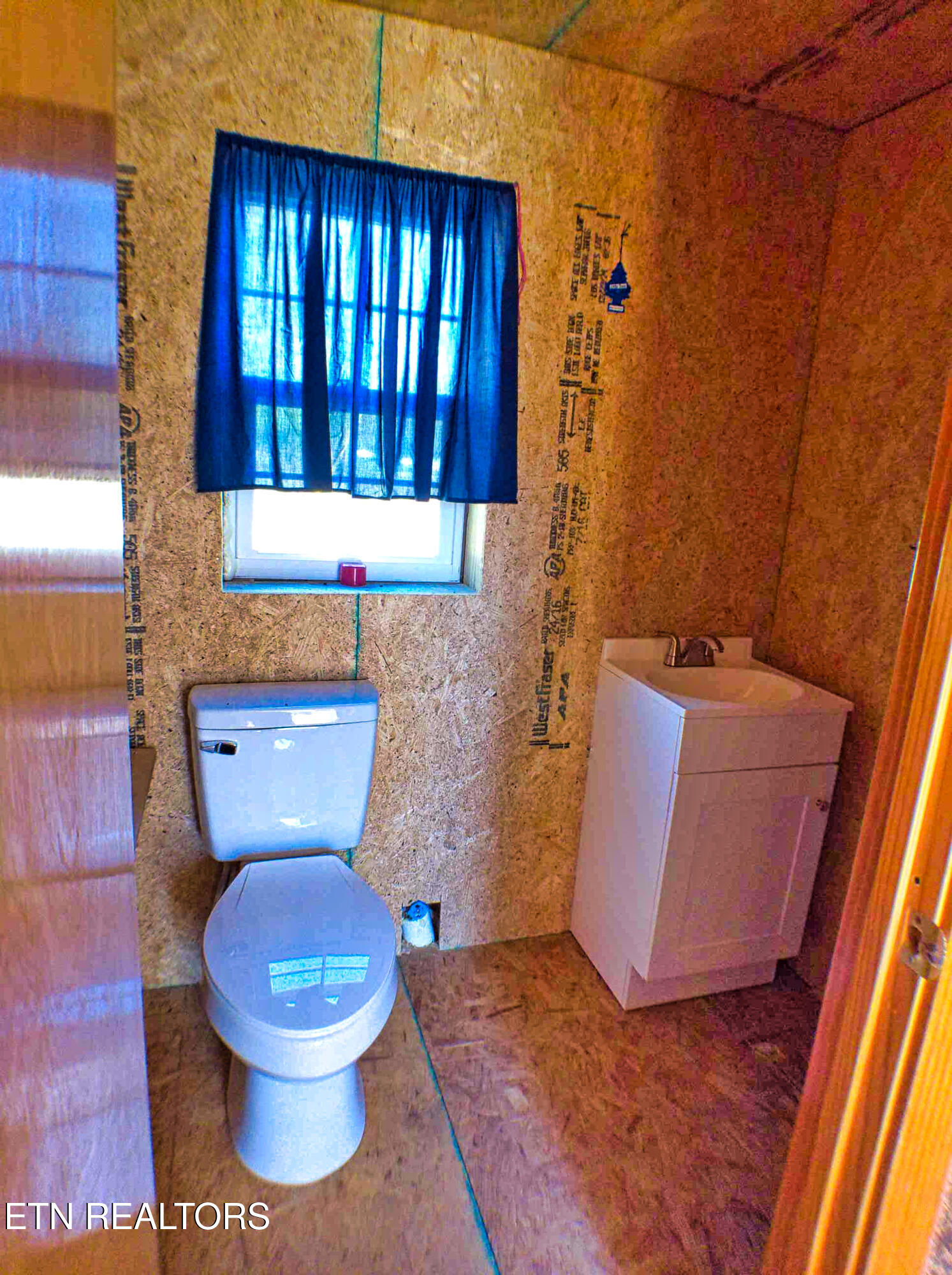 128 Knepp Road Deer Lodge TN 37726