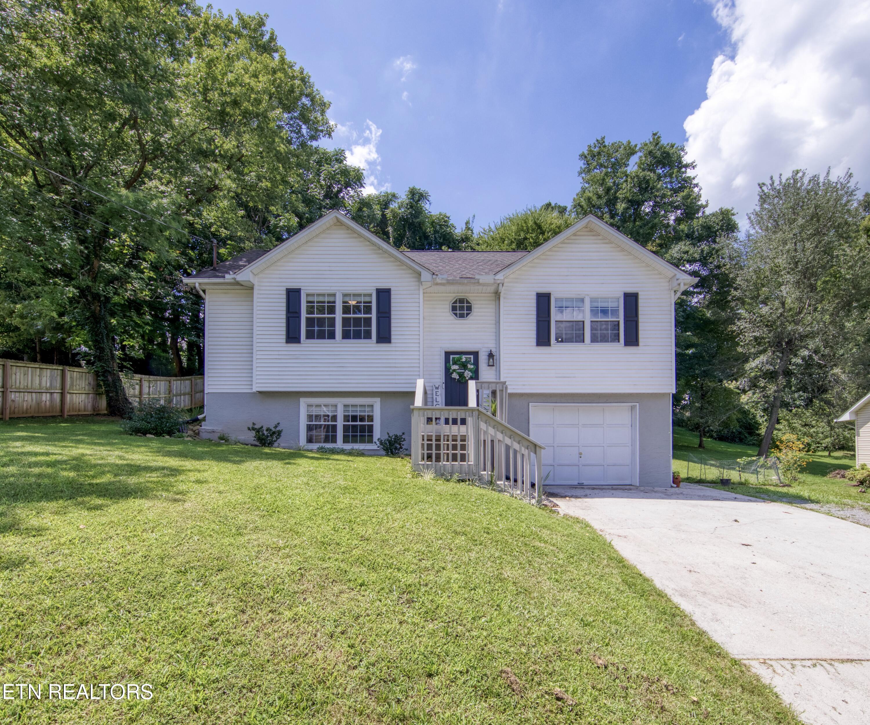 3913 Abercorn Road Knoxville TN 37921