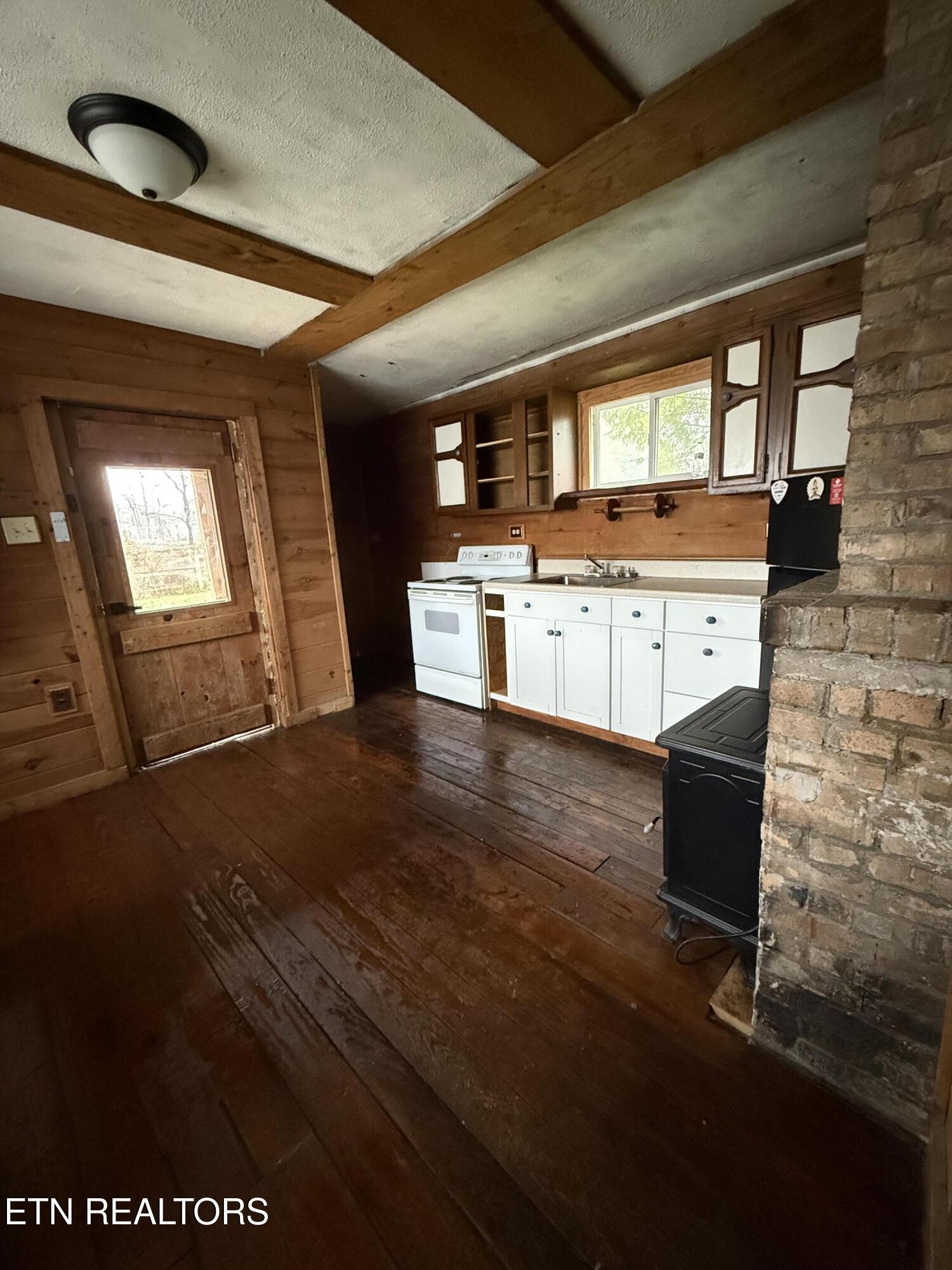 321 Wheeler Lane Jamestown TN 38556
