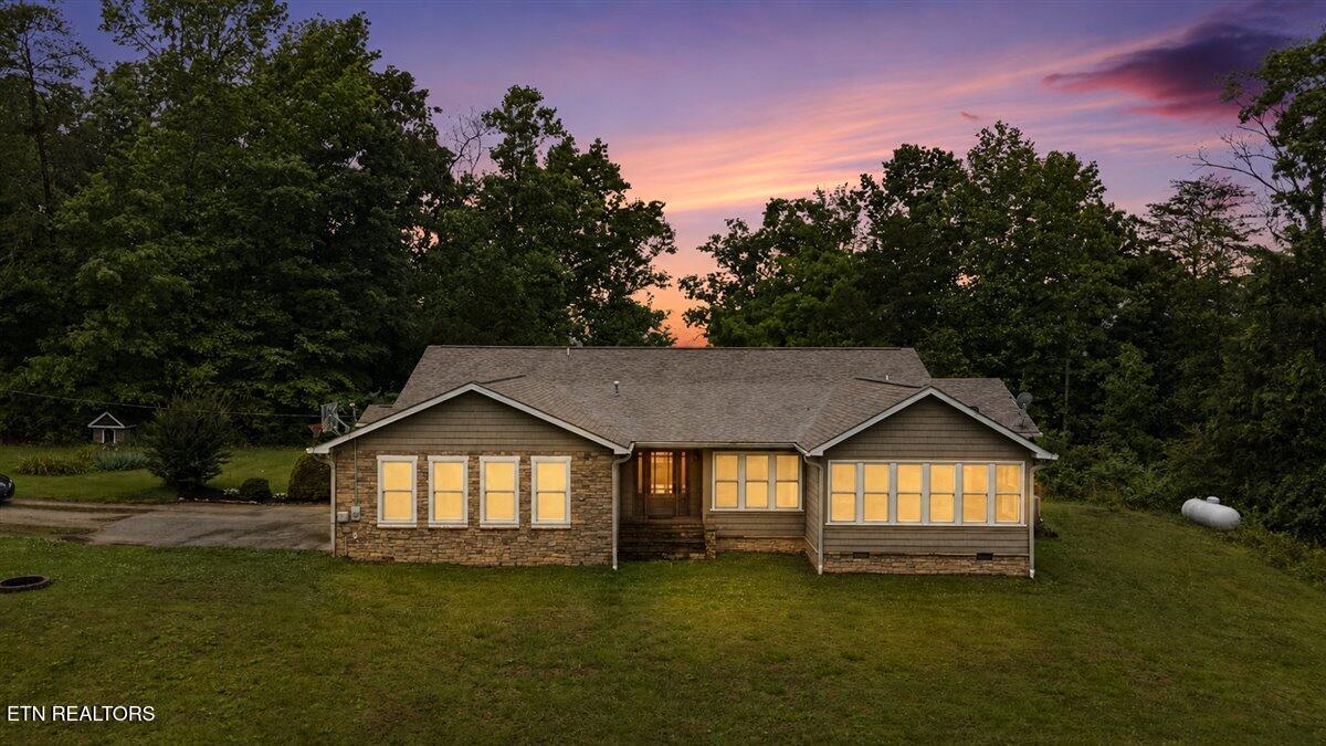 185 Valley View Lane Jellico TN 37762