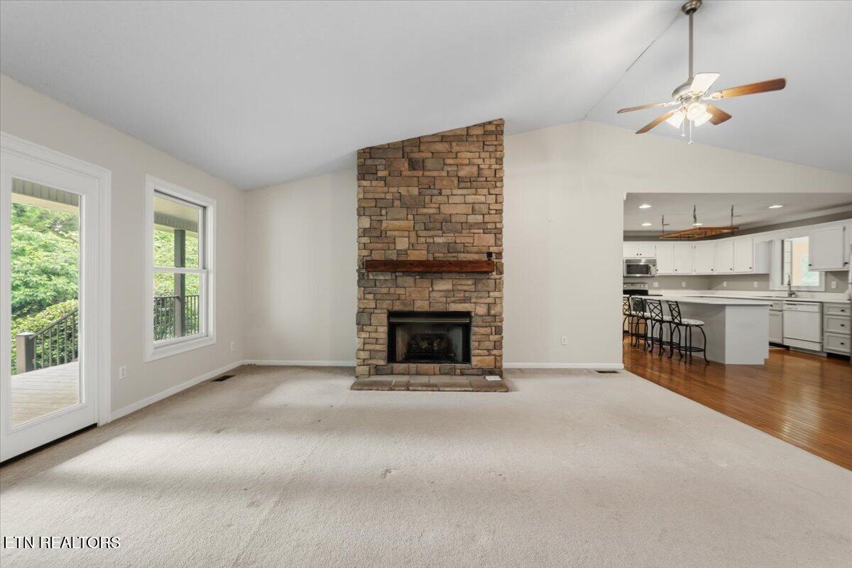 185 Valley View Lane Jellico TN 37762
