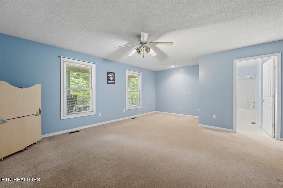 185 Valley View Lane Jellico TN 37762