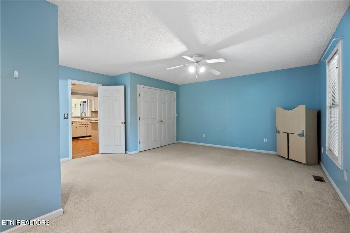 185 Valley View Lane Jellico TN 37762