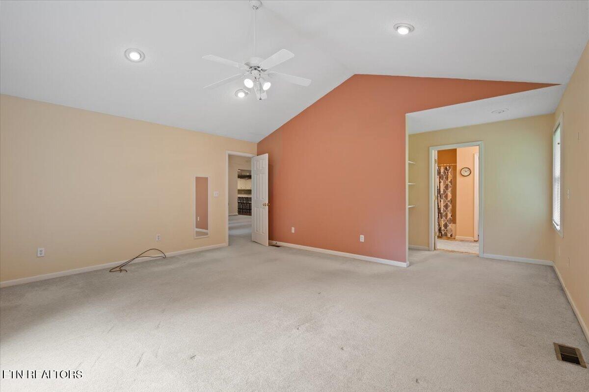 185 Valley View Lane Jellico TN 37762