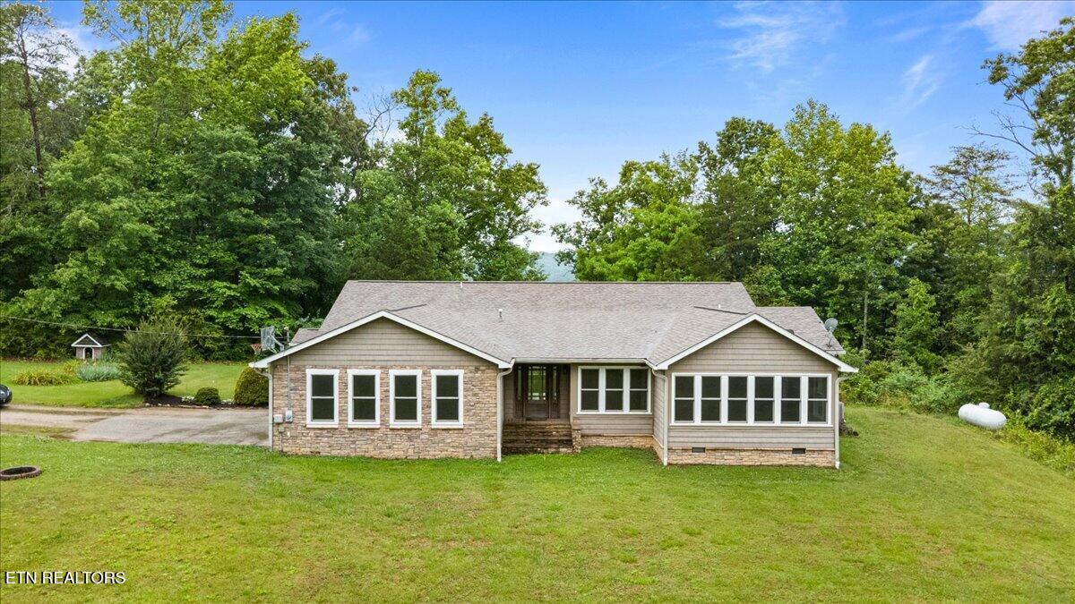 185 Valley View Lane Jellico TN 37762