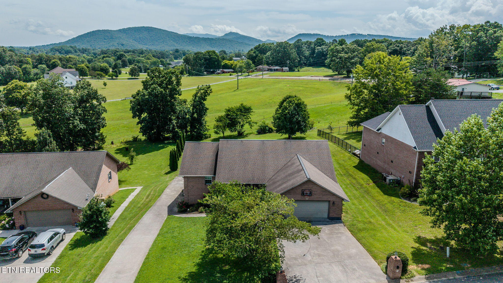 110 Gallahad Court Sevierville TN 37876