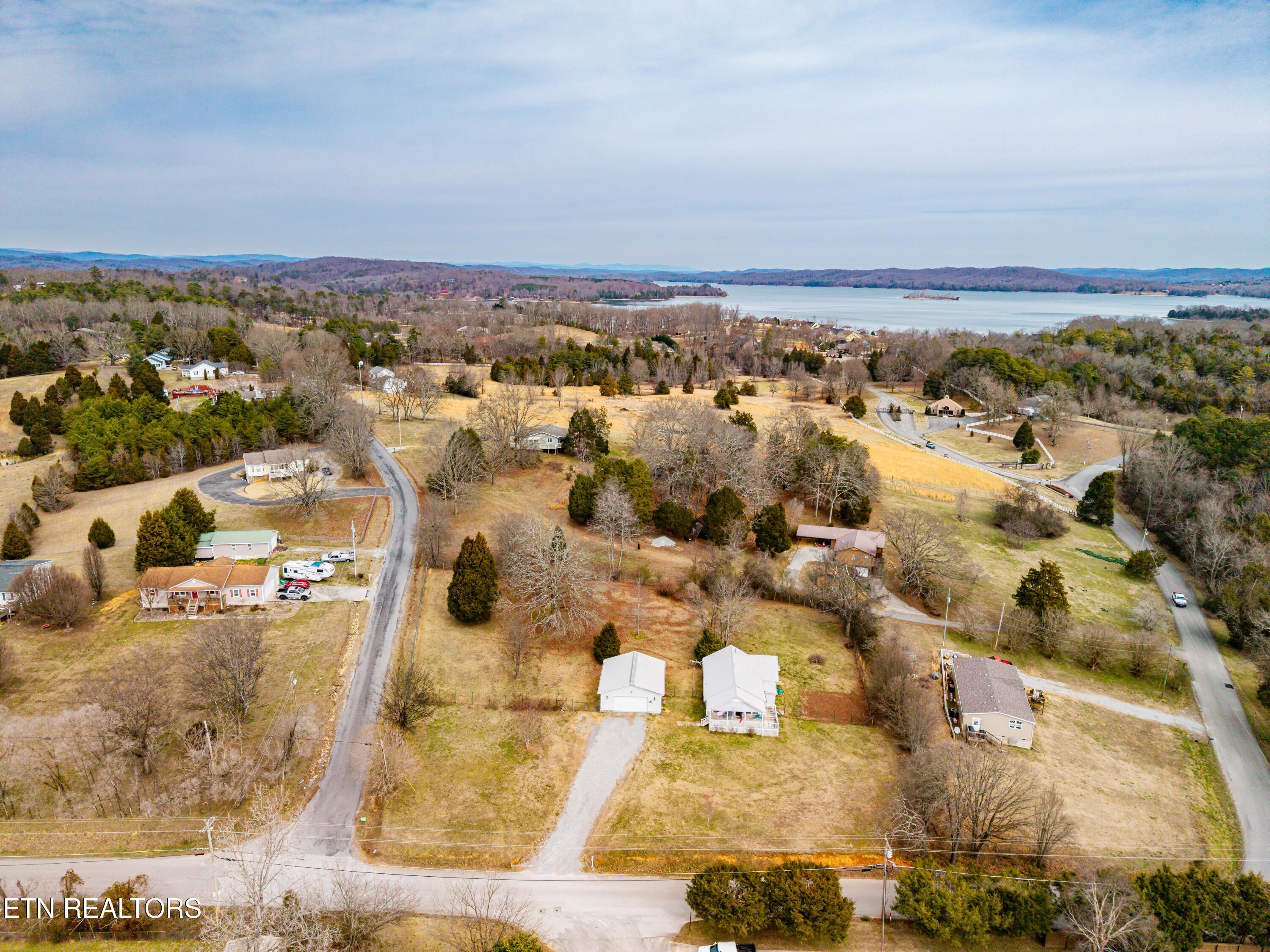 631 Pin Hook Road Spring City TN 37381