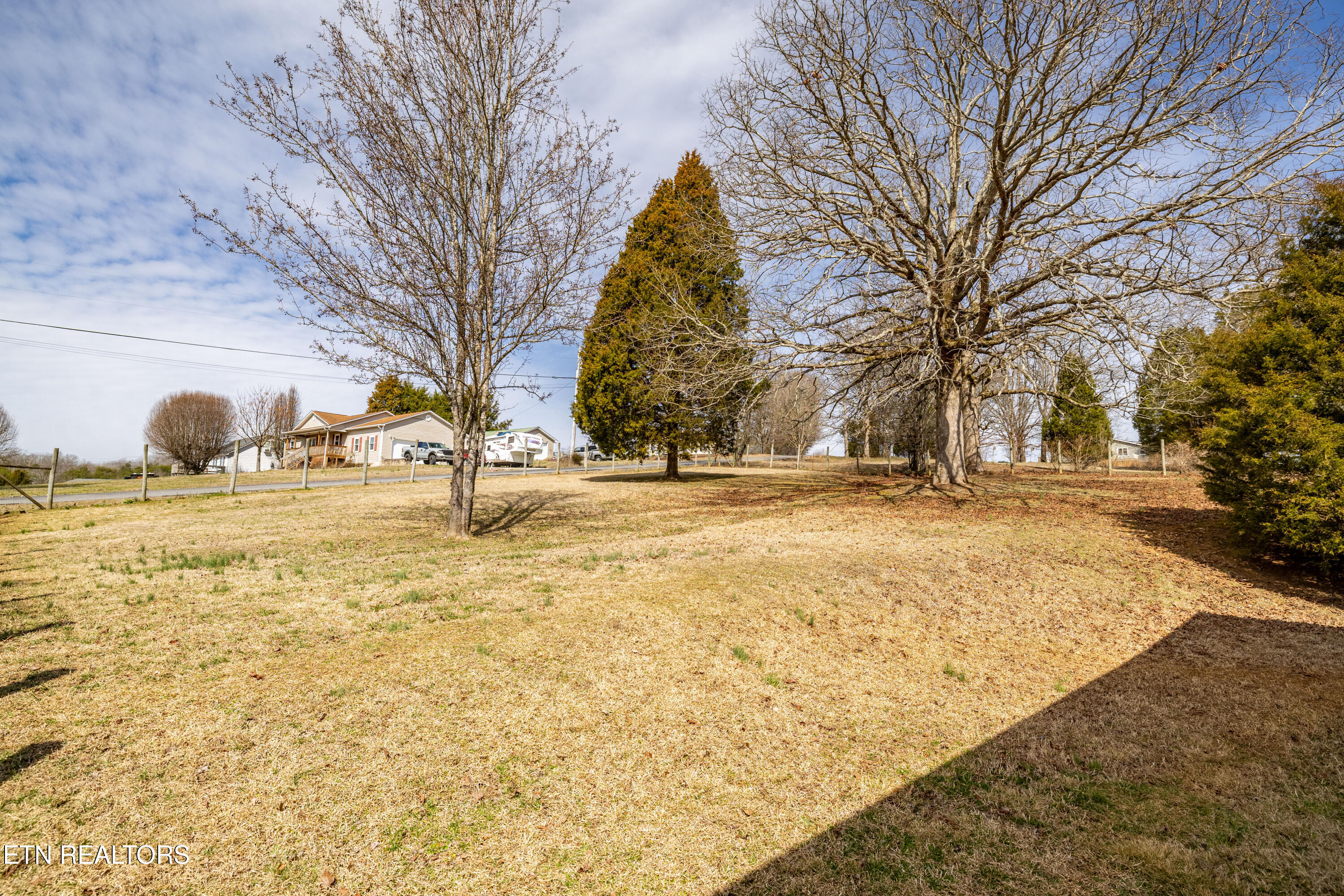 631 Pin Hook Road Spring City TN 37381