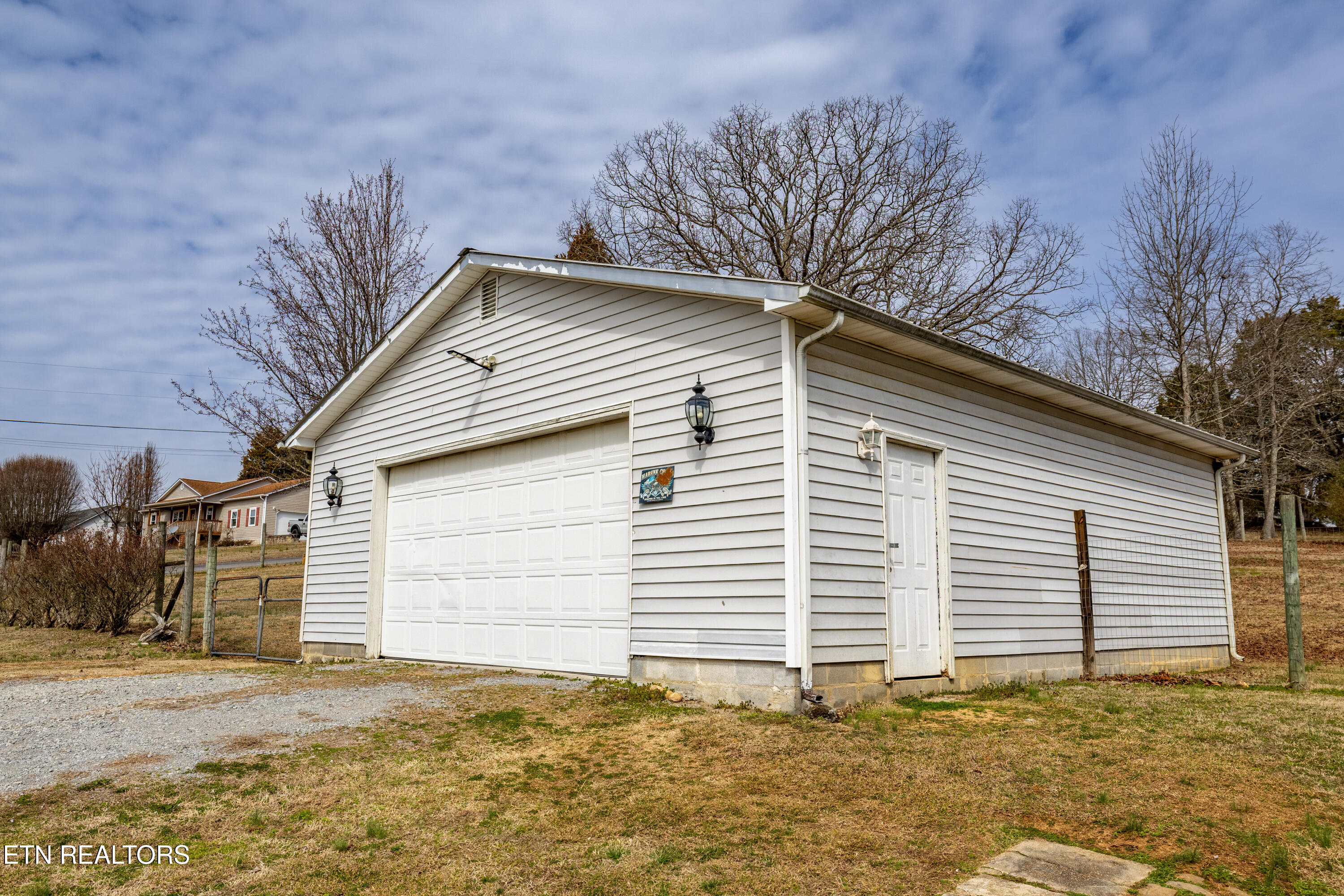 631 Pin Hook Road Spring City TN 37381