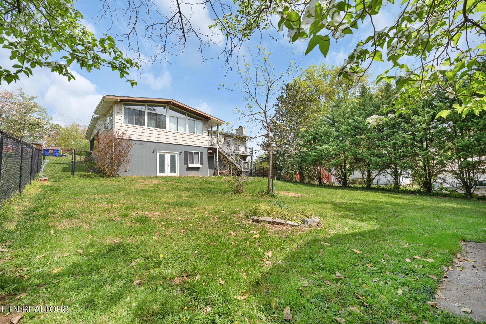 105 Henley Road Oak Ridge TN 37830
