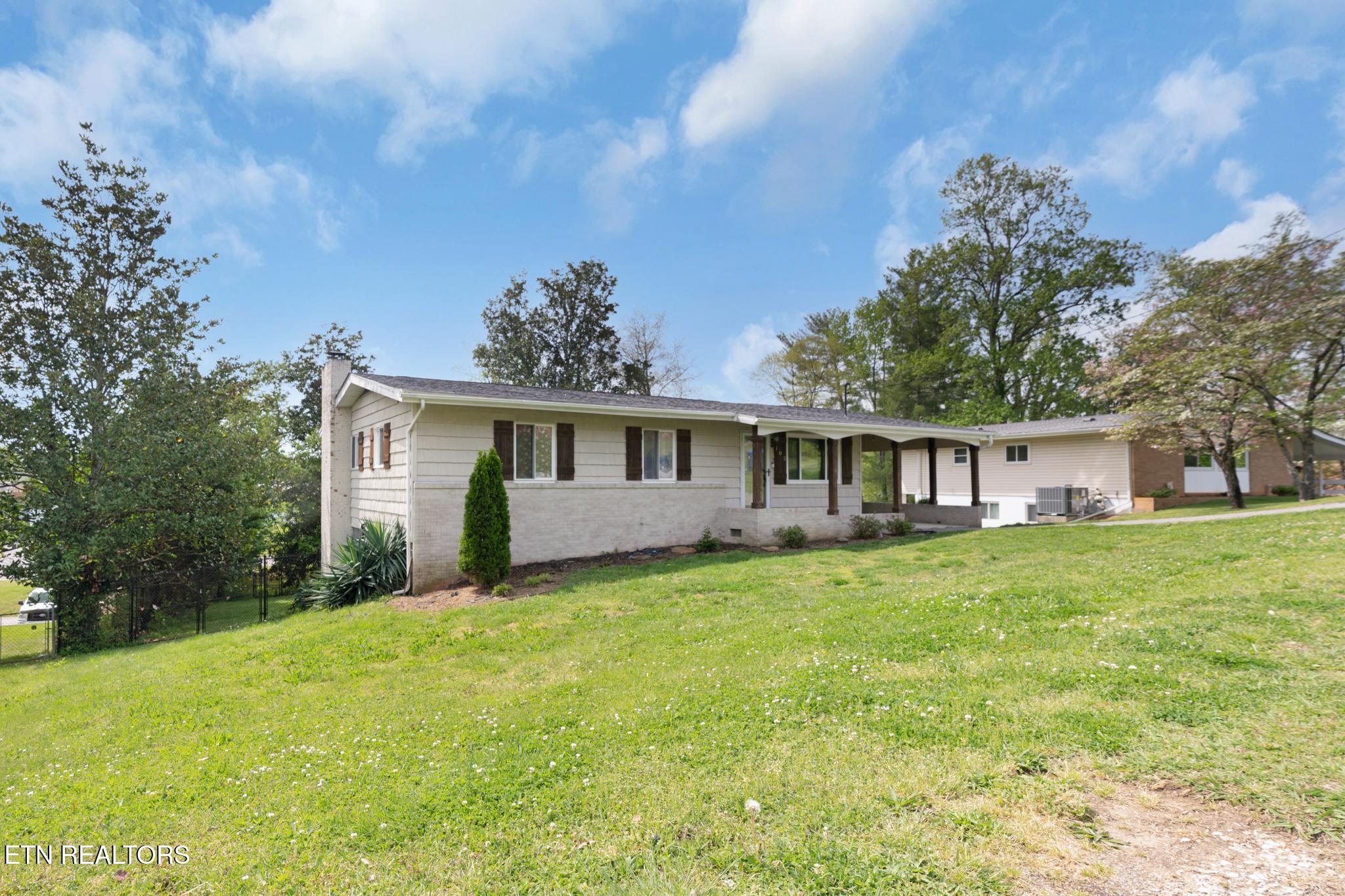 105 Henley Road Oak Ridge TN 37830