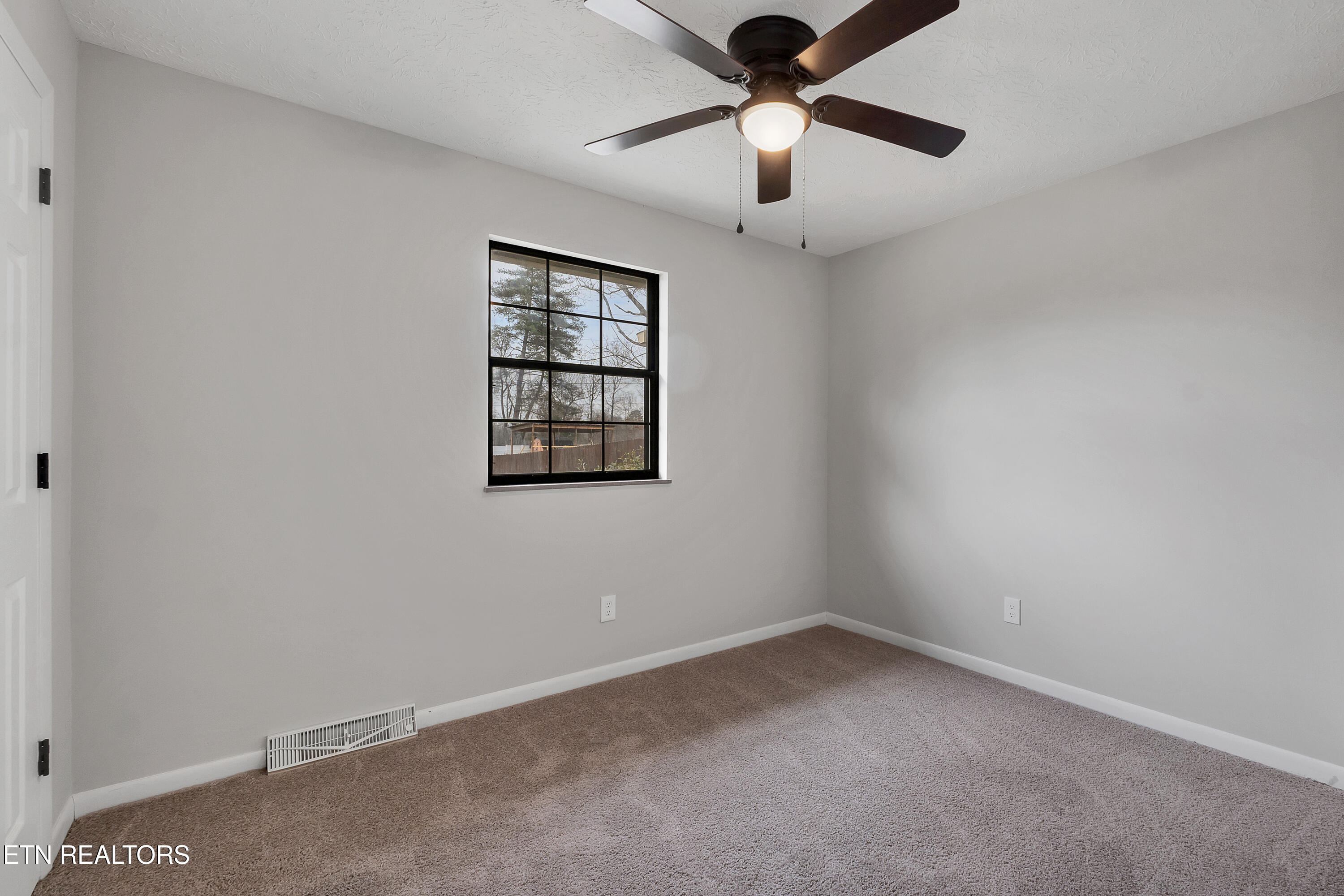 2214 Colony Drive Maryville TN 37803