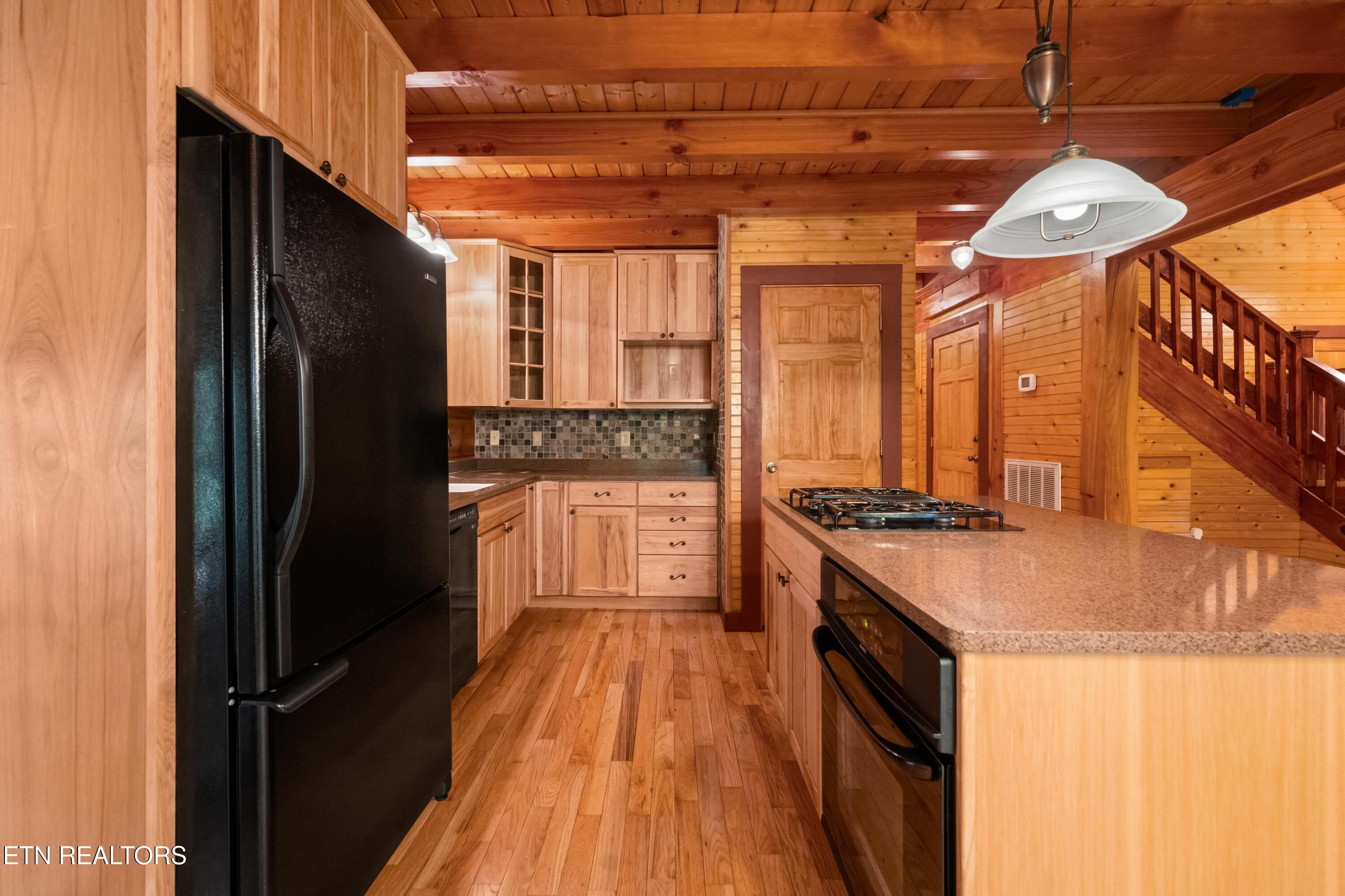 95 Alisha Lane Crossville TN 38571