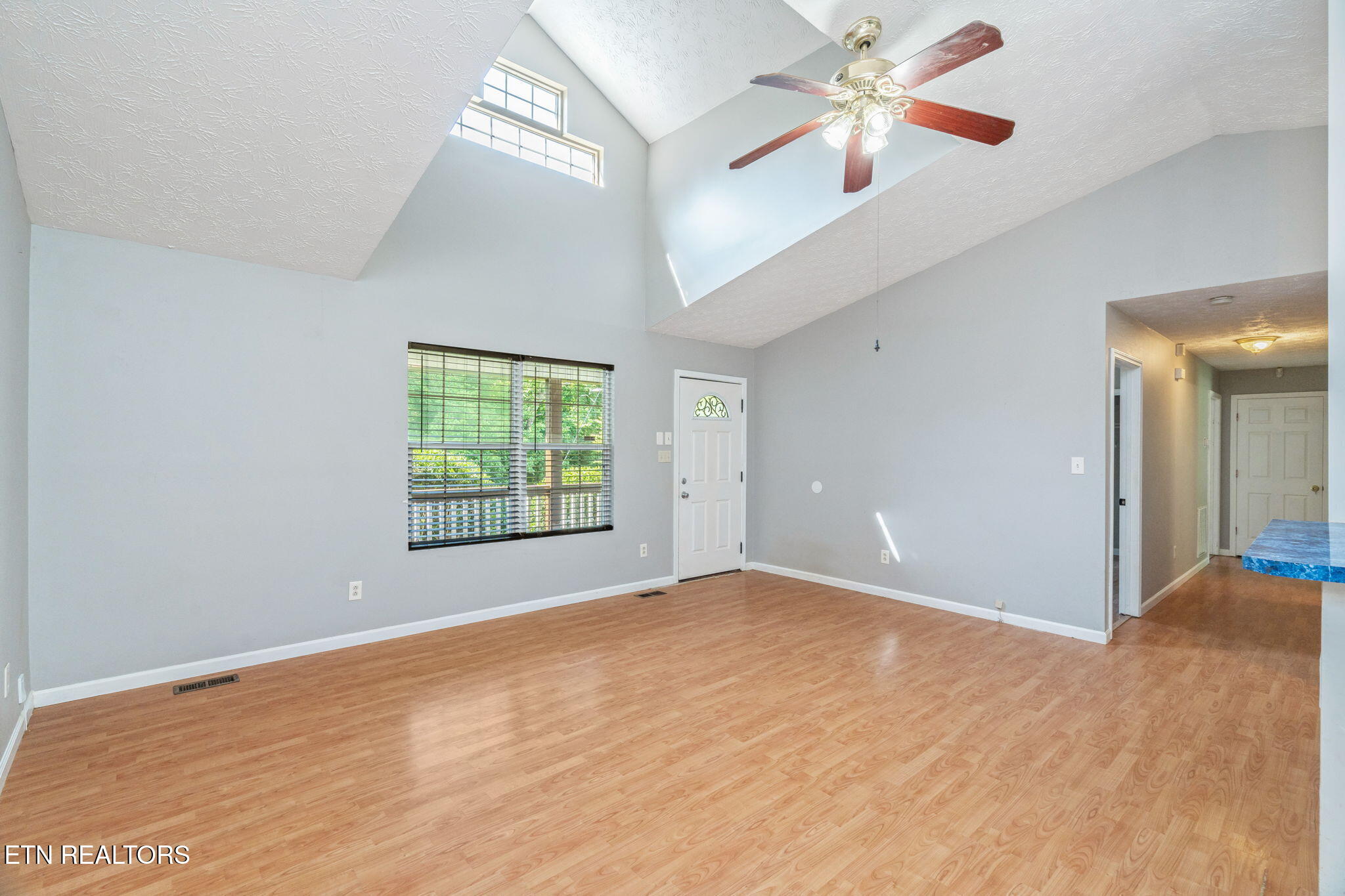 1041 SW Spring Drive Knoxville TN 37920