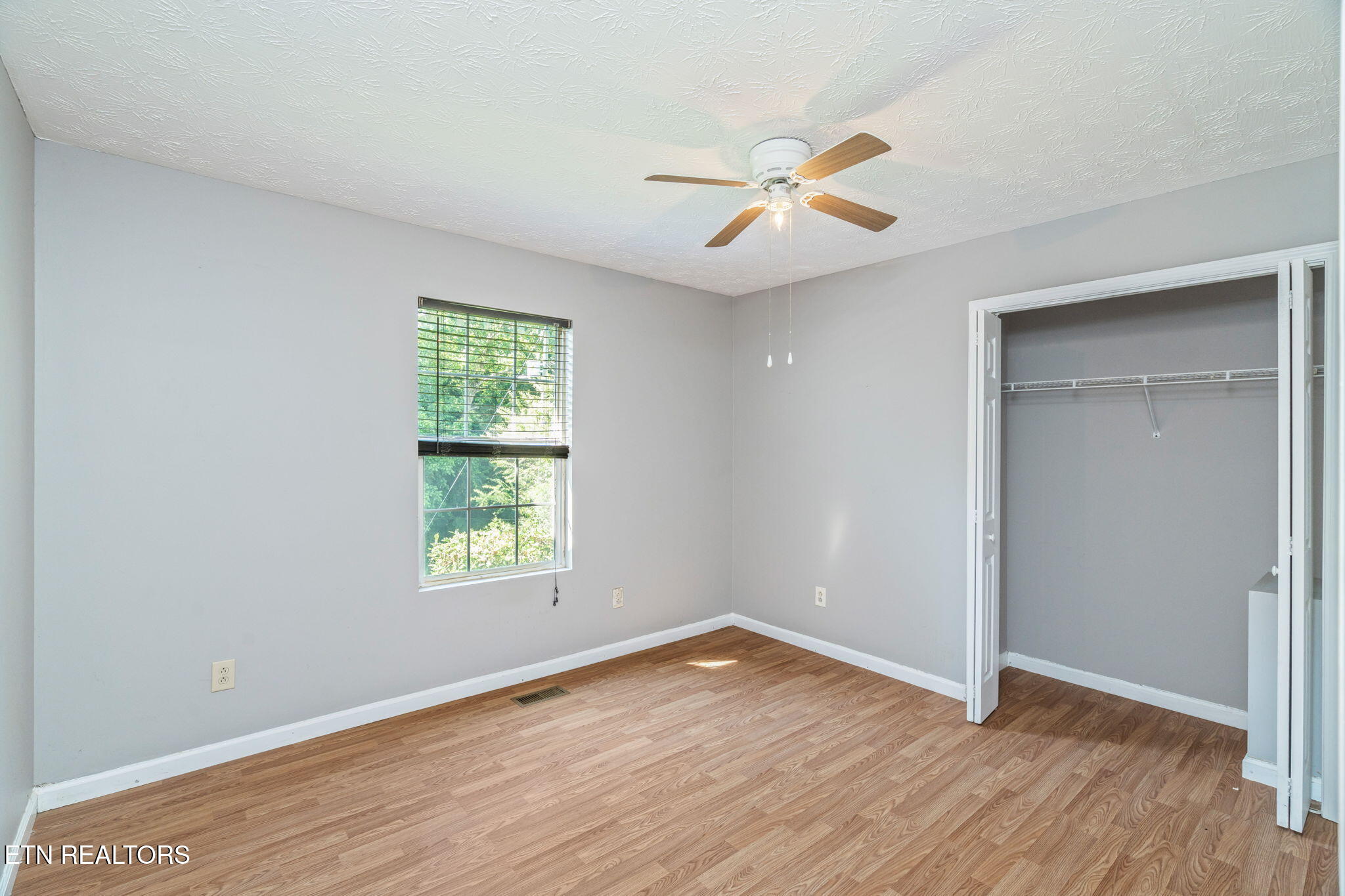1041 SW Spring Drive Knoxville TN 37920