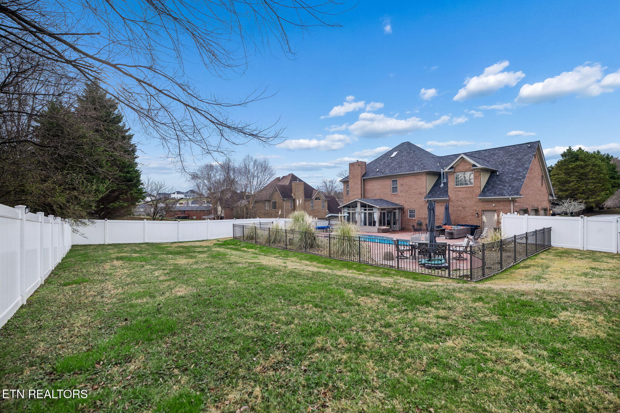 1330 Berkley Hills Lane Powell TN 37849