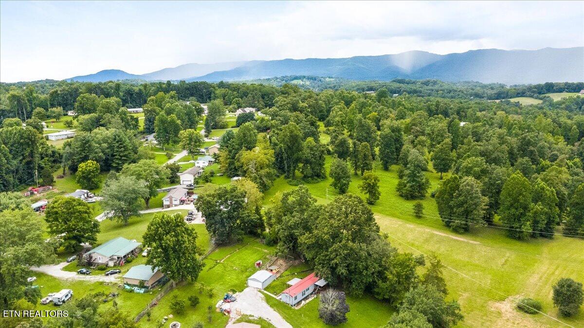 166 Andrew Lane Jacksboro TN 37757