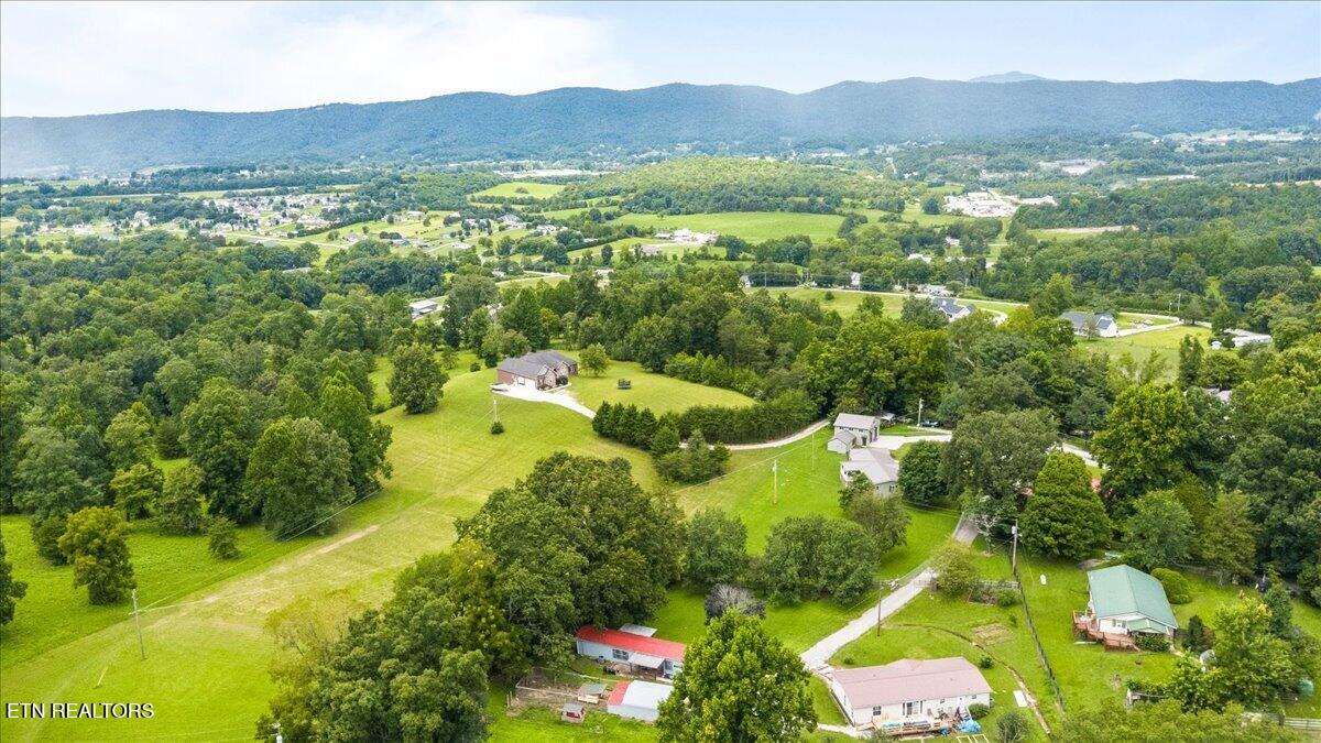 166 Andrew Lane Jacksboro TN 37757