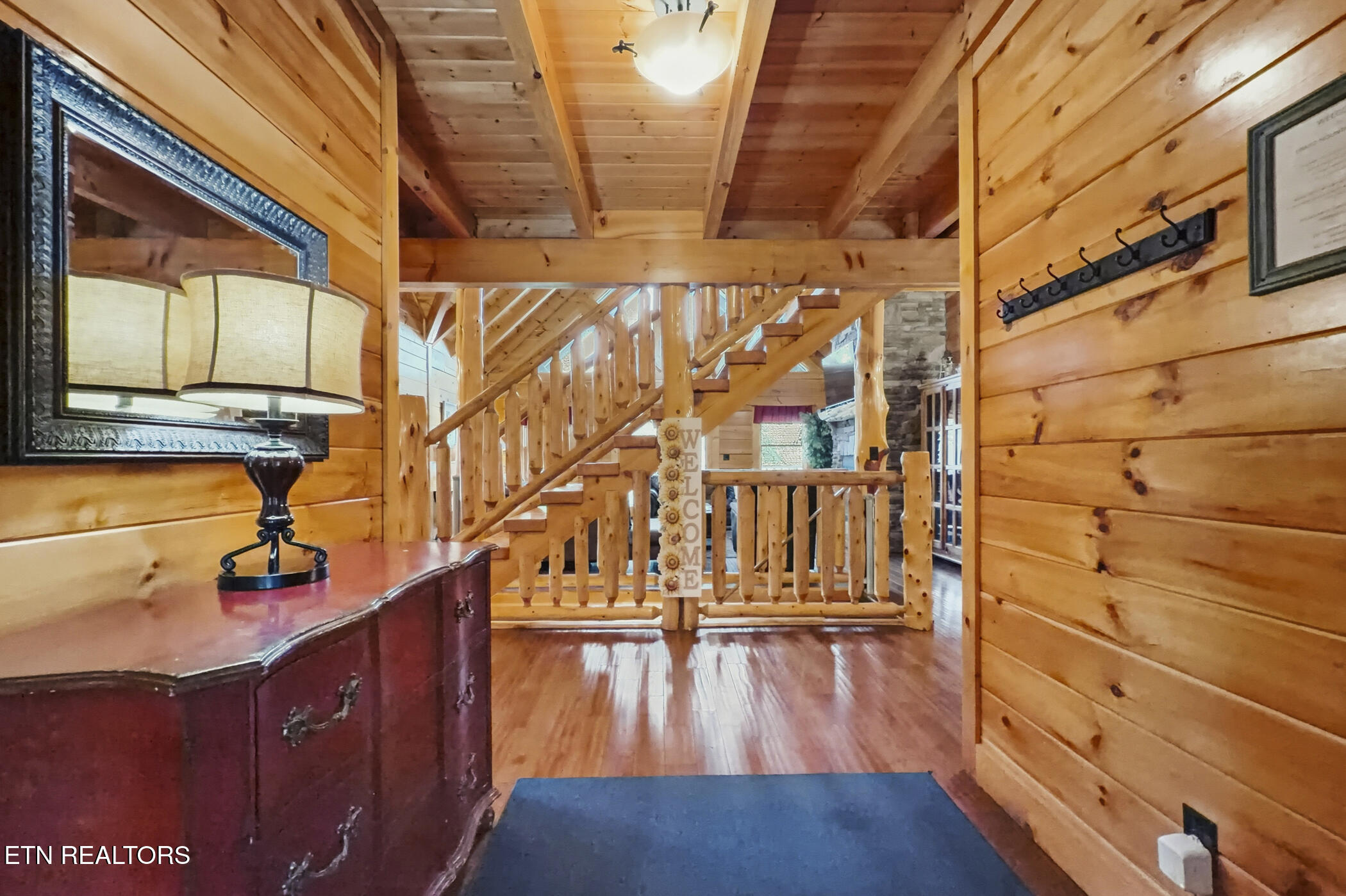 2906 Quiet Oak Way Pigeon Forge TN 37863