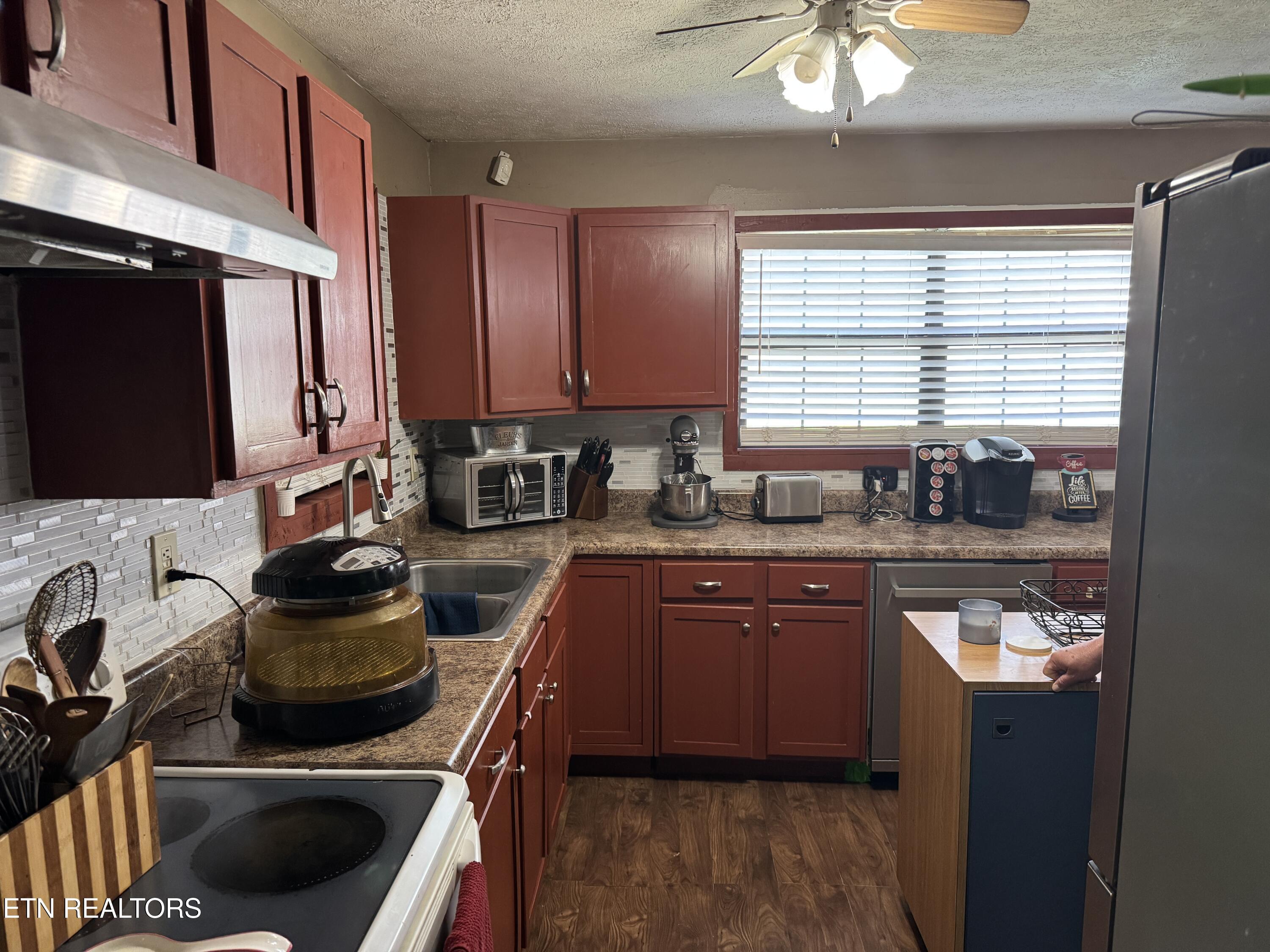 1085 Obes Branch Road Sevierville TN 37876