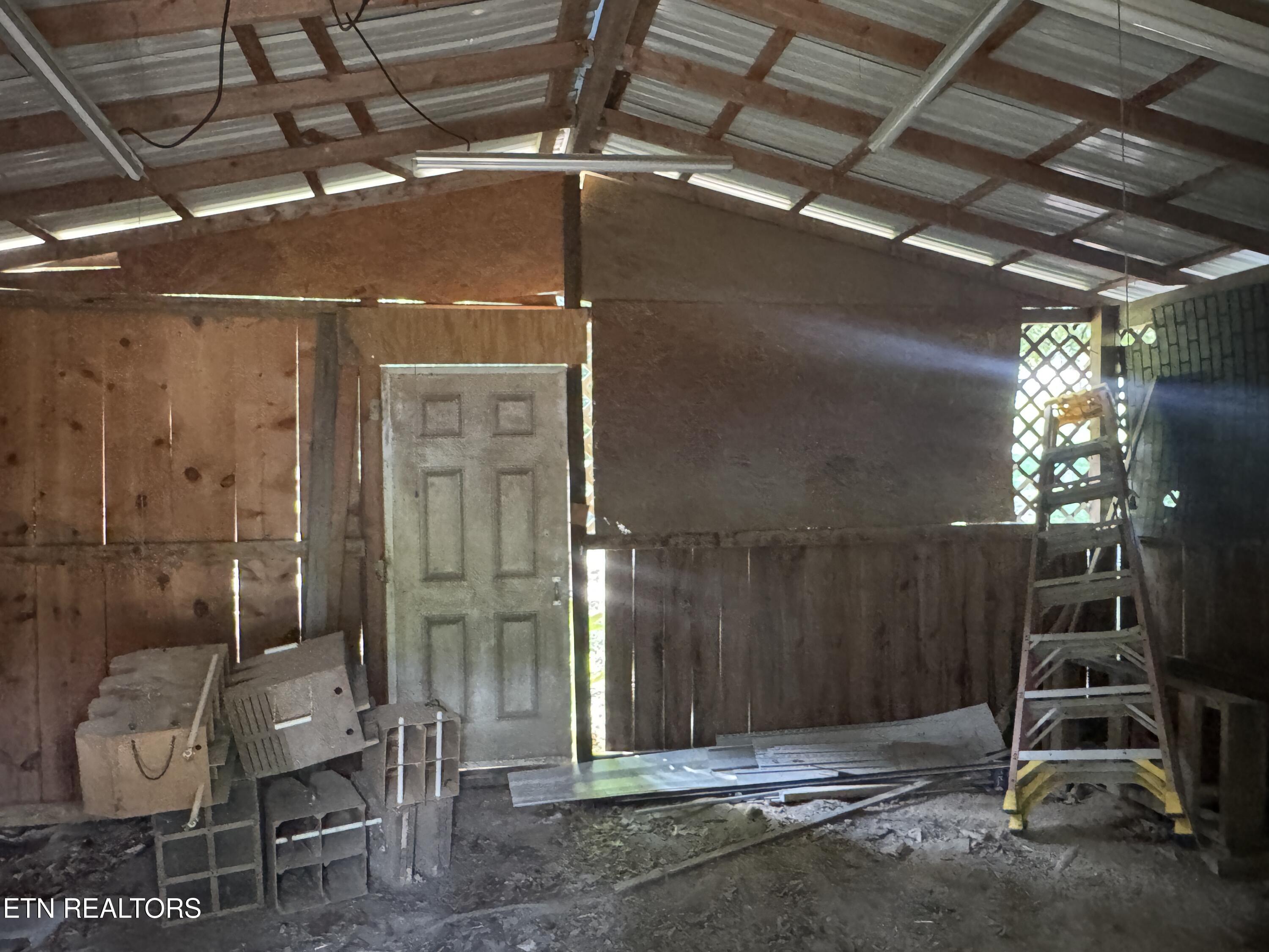 1085 Obes Branch Road Sevierville TN 37876