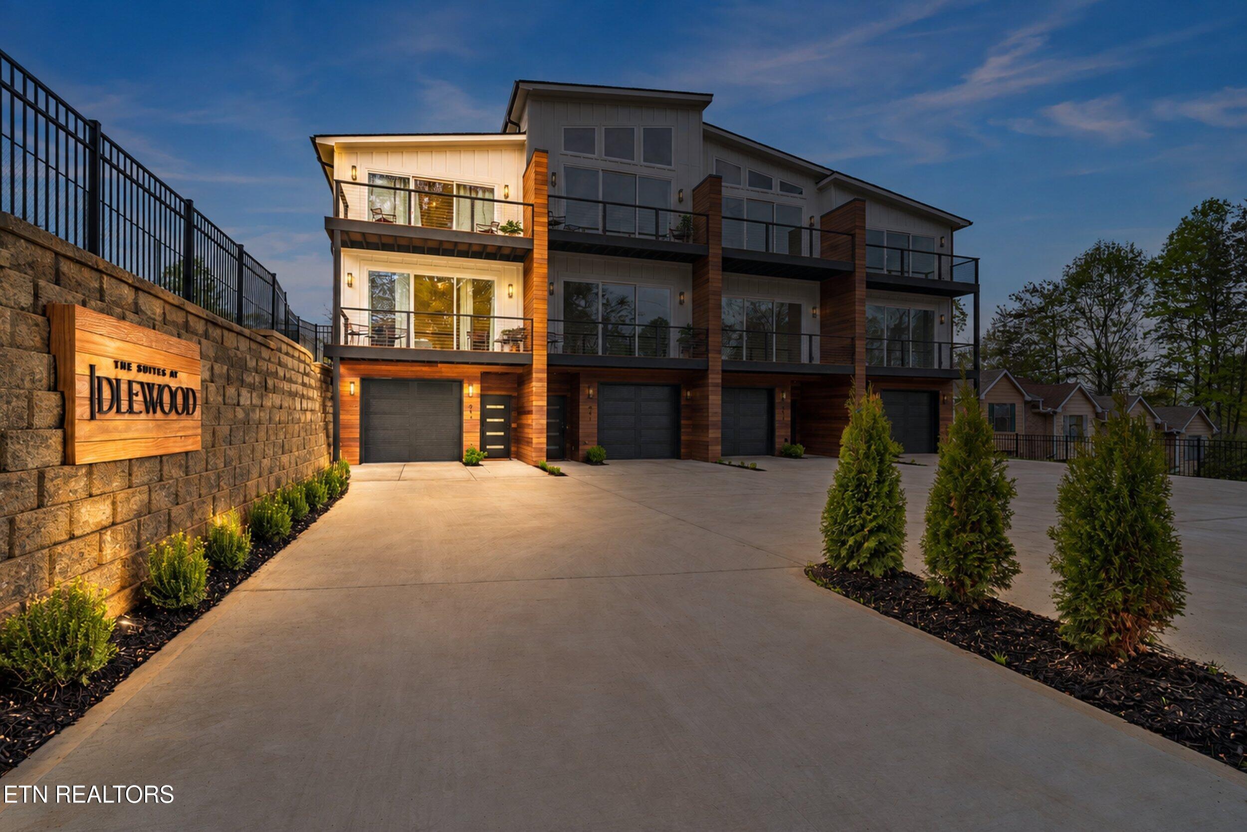 643 Idlewood Lane Knoxville TN 37923